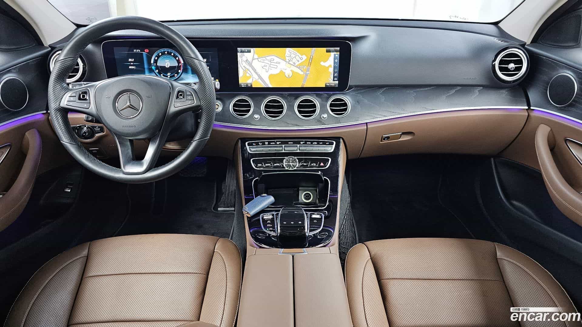 E-Class Mercedes-Benz 2016.10-INNER-007