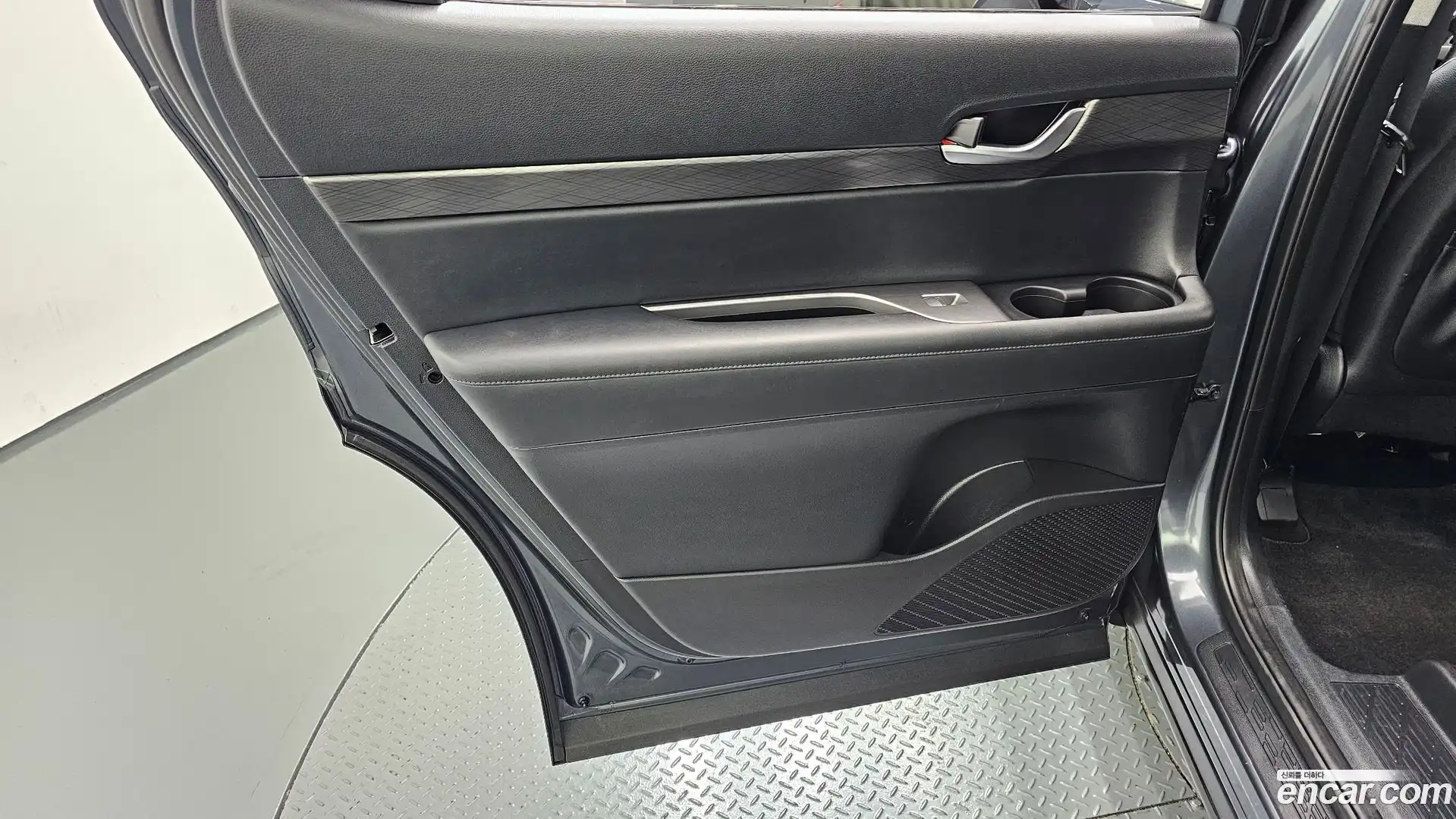 Palisade Hyundai 2019.2-INNER-035