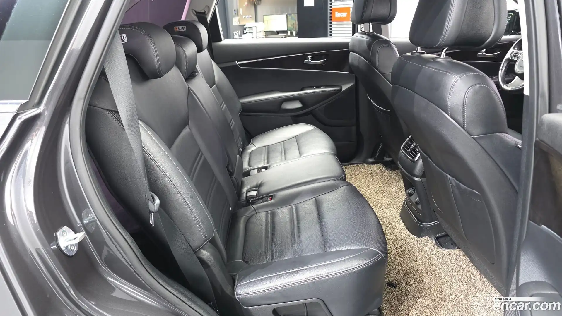 Sorento Kia 2017.2-OPTION-016