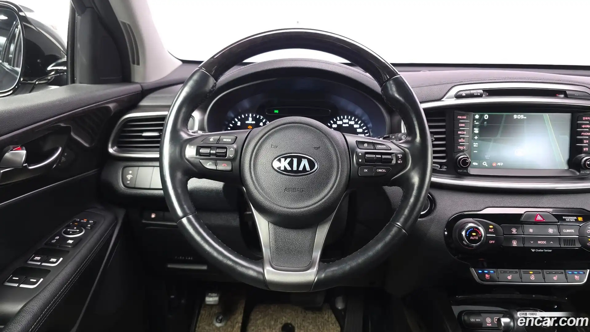 Sorento Kia 2017.2-OPTION-017