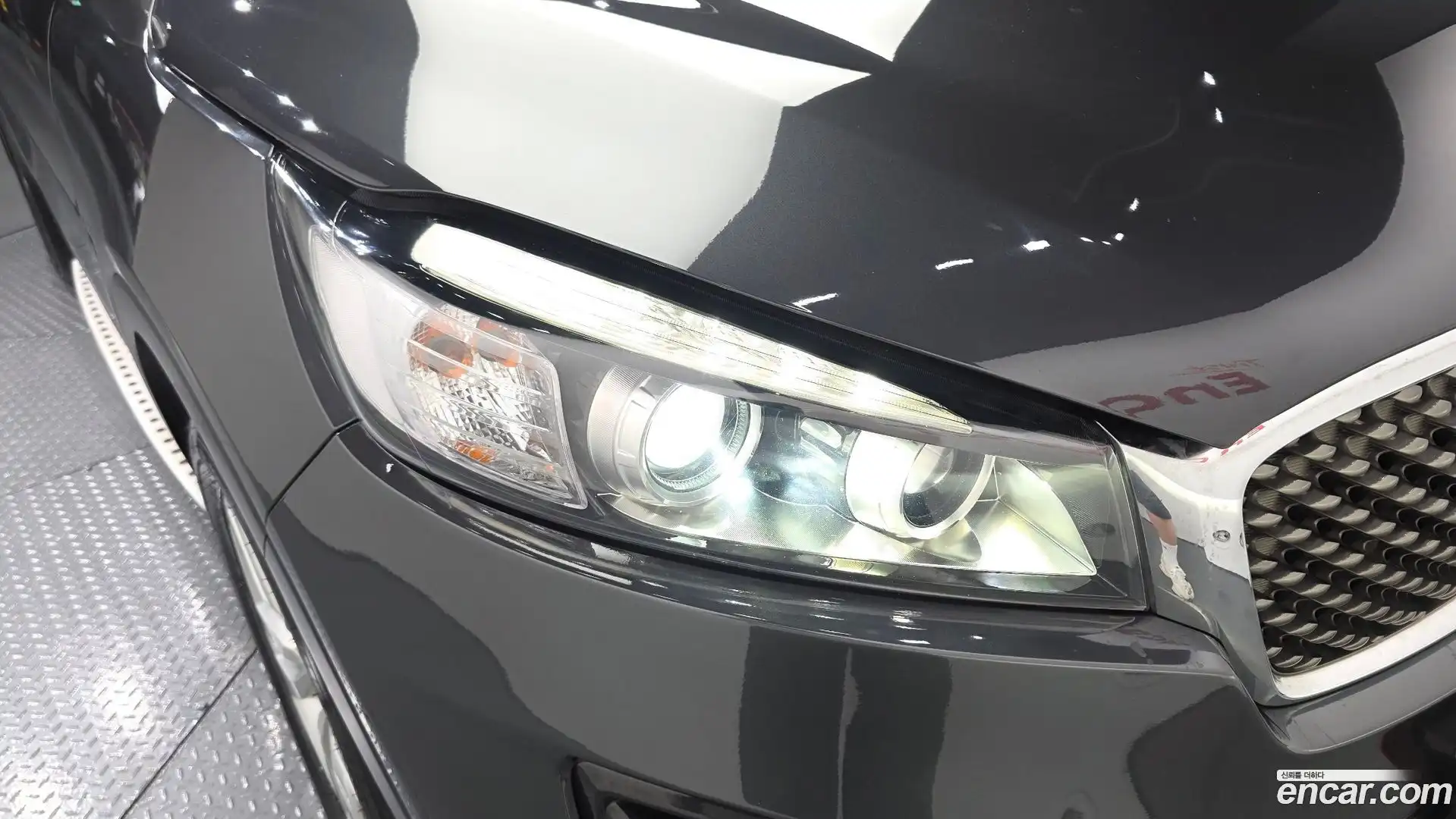 Sorento Kia 2017.2-OUTER-032