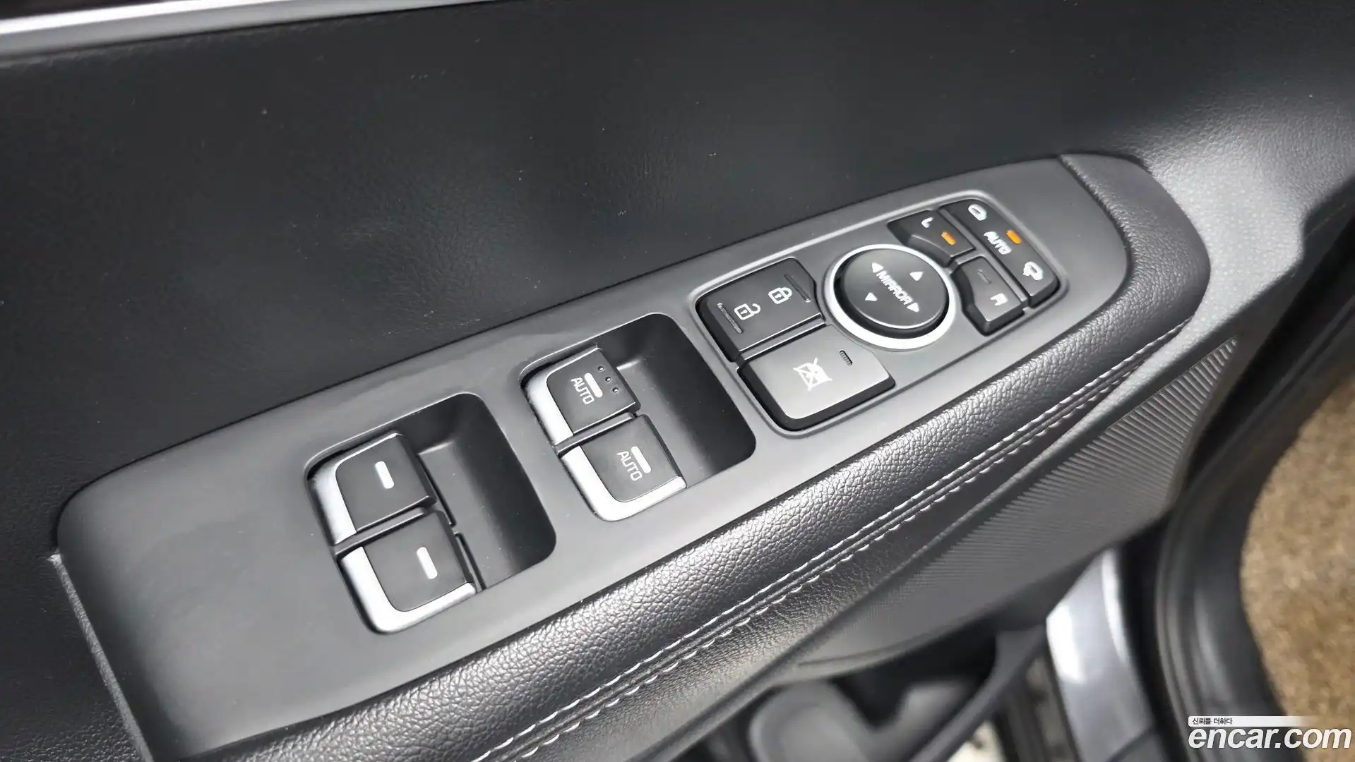 Sorento Kia 2017.2-OPTION-041