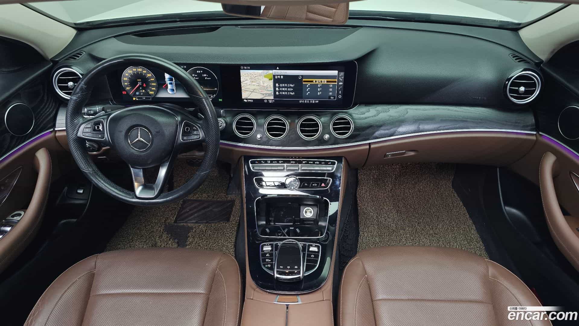 E-Class Mercedes-Benz 2016.10-INNER-007
