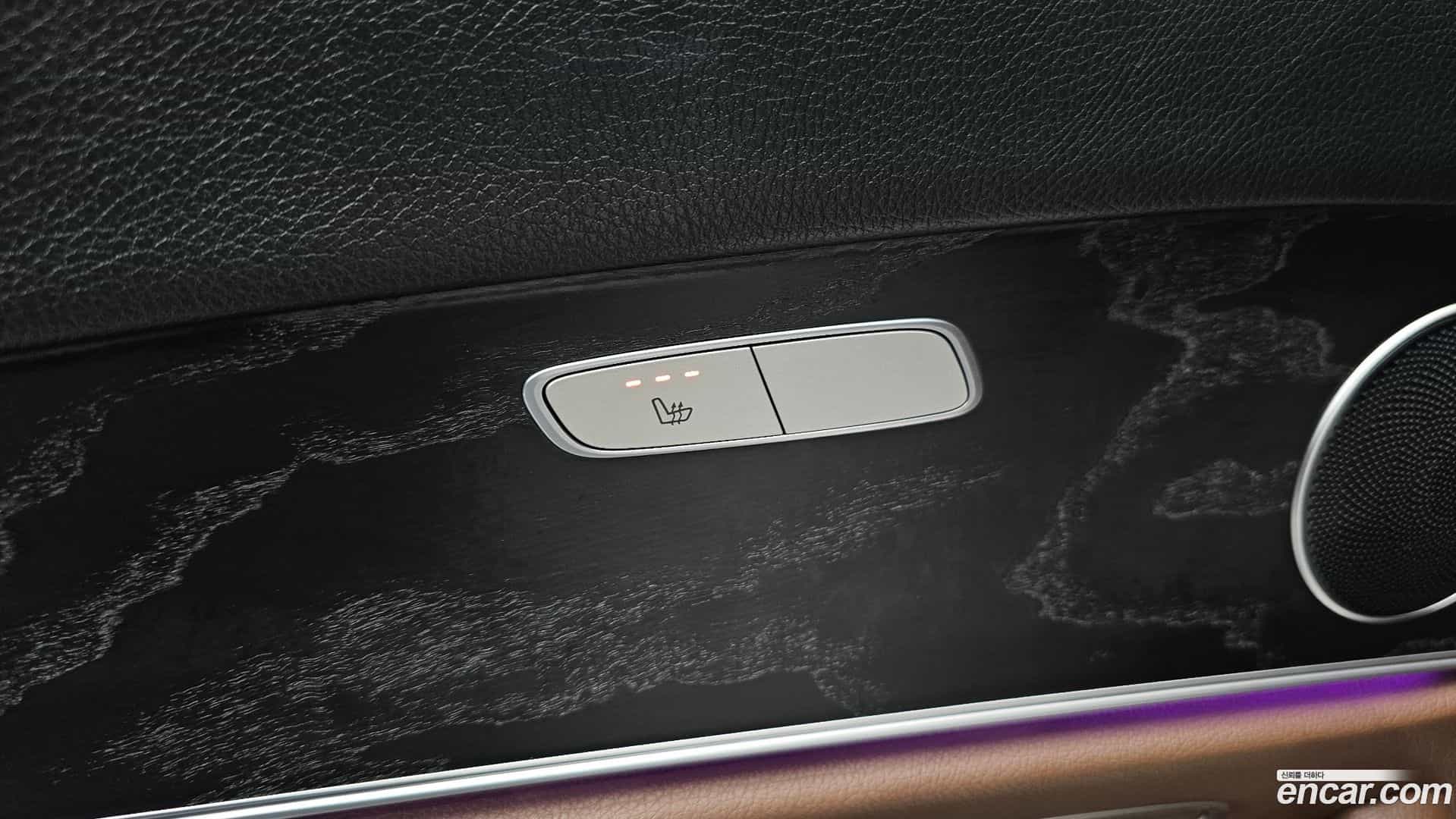 E-Class Mercedes-Benz 2016.10-OPTION-021