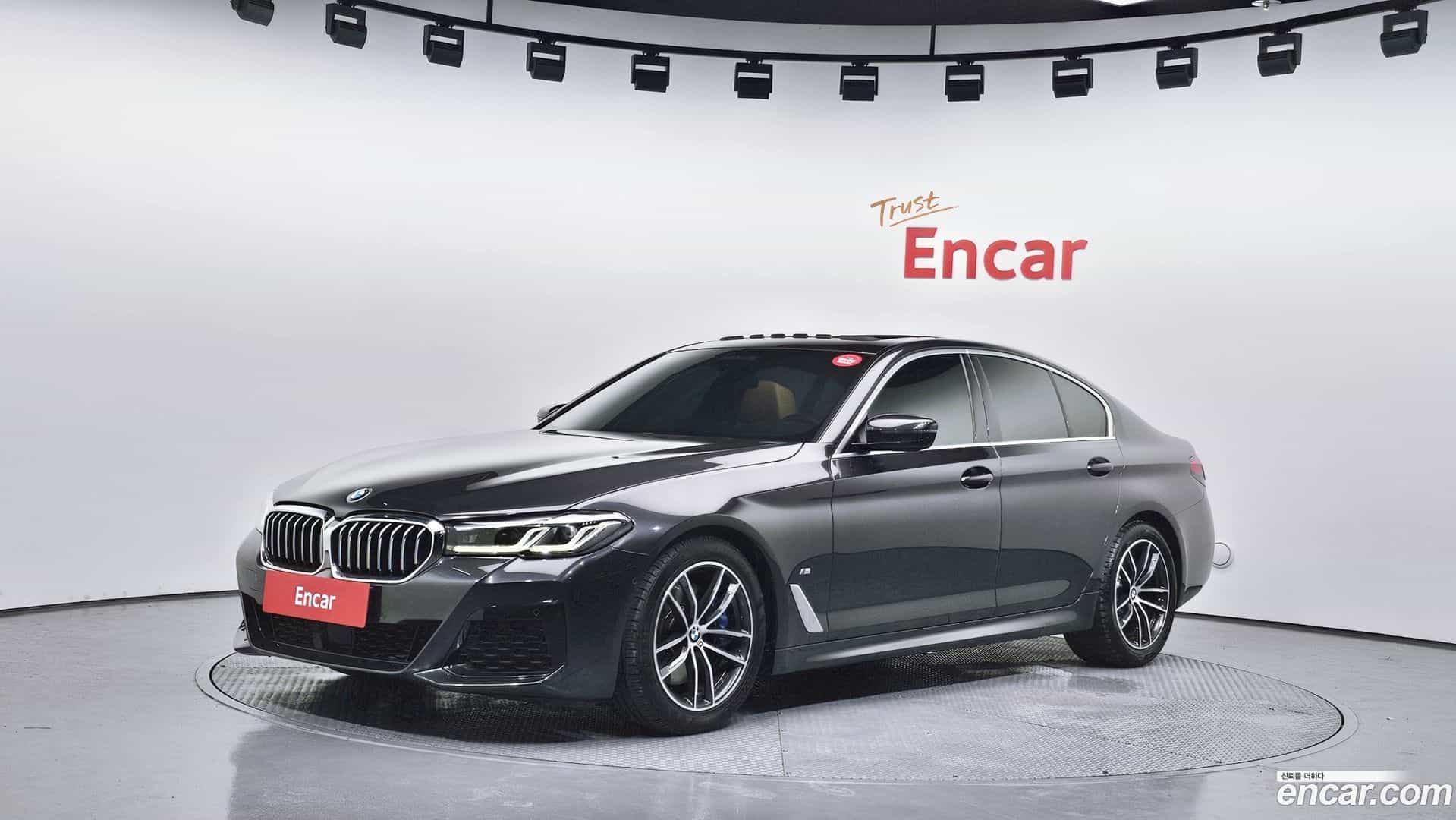 5-Series BMW 2022.9-OUTER-001