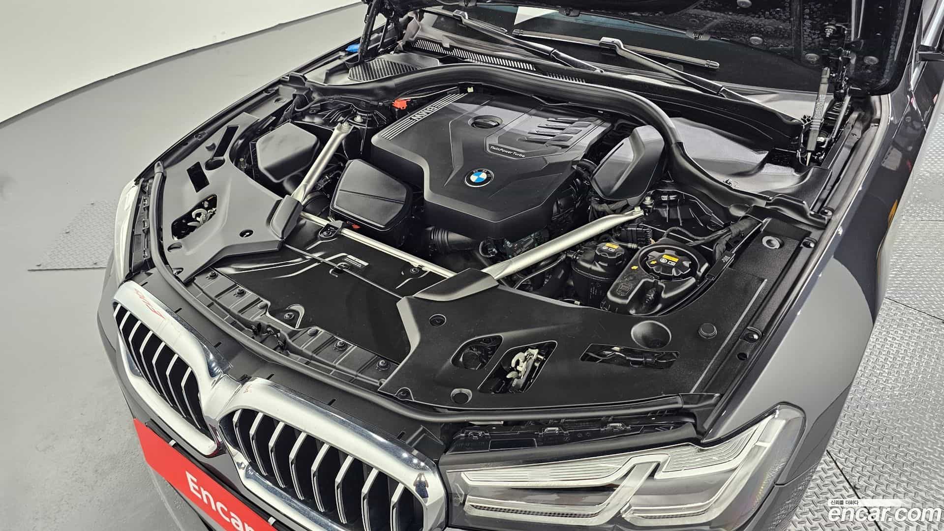 5-Series BMW 2022.9-OUTER-006