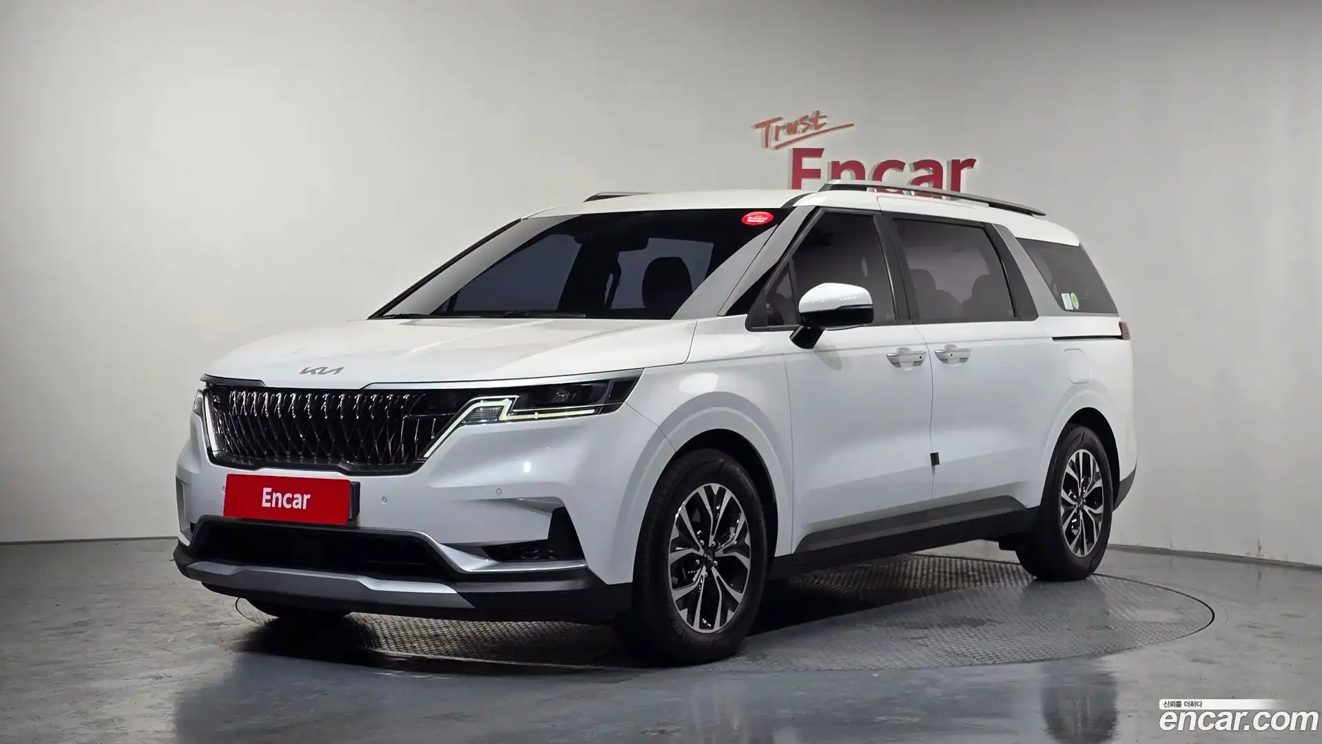 Canival Kia 2022.11-OUTER-001