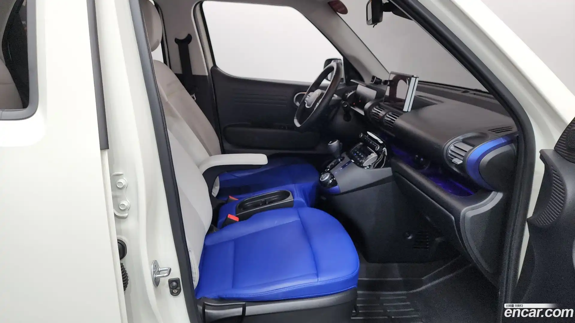 Casper Hyundai 2023.1-INNER-036