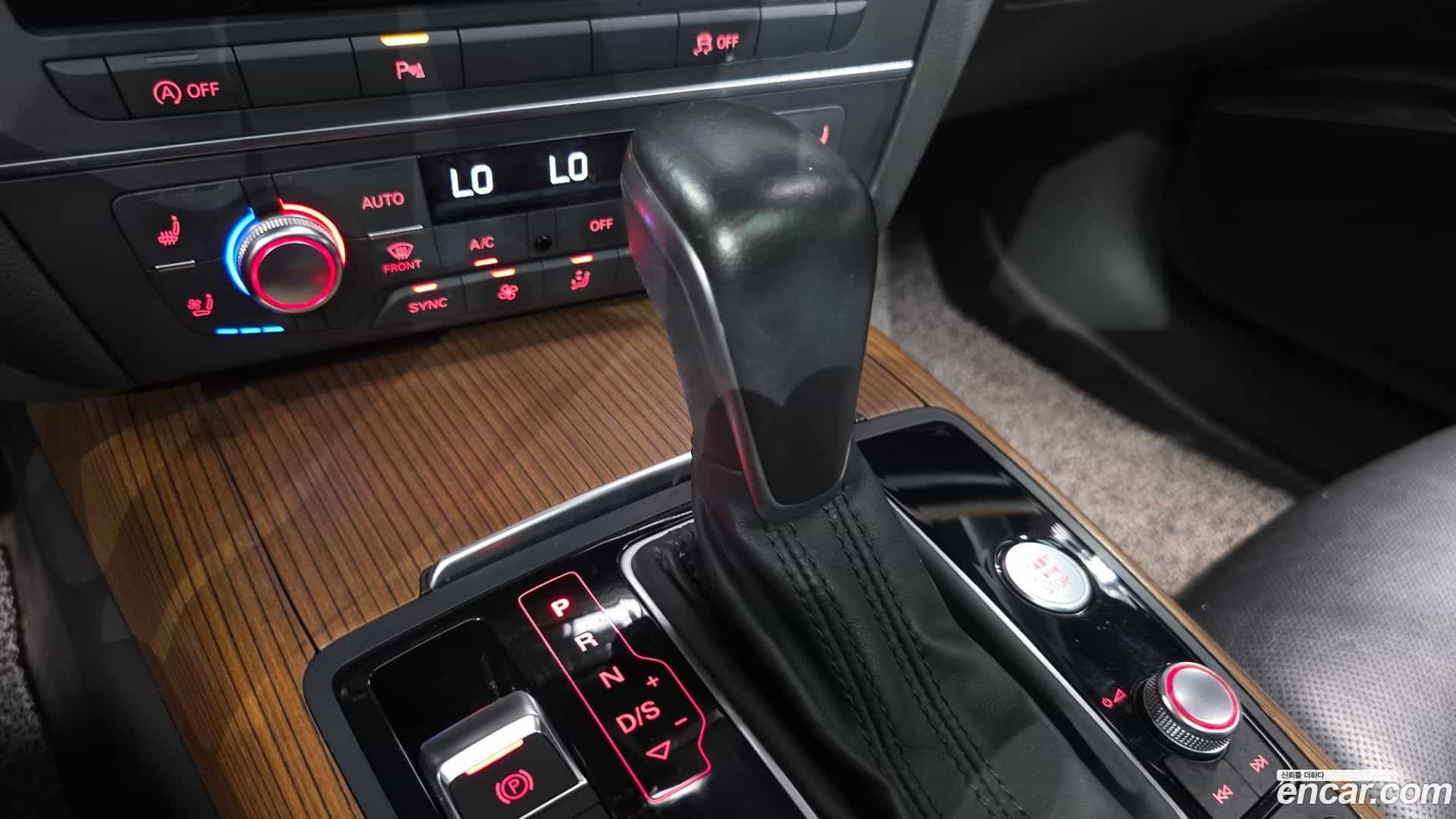 A6 Audi 2015.10-INNER-009