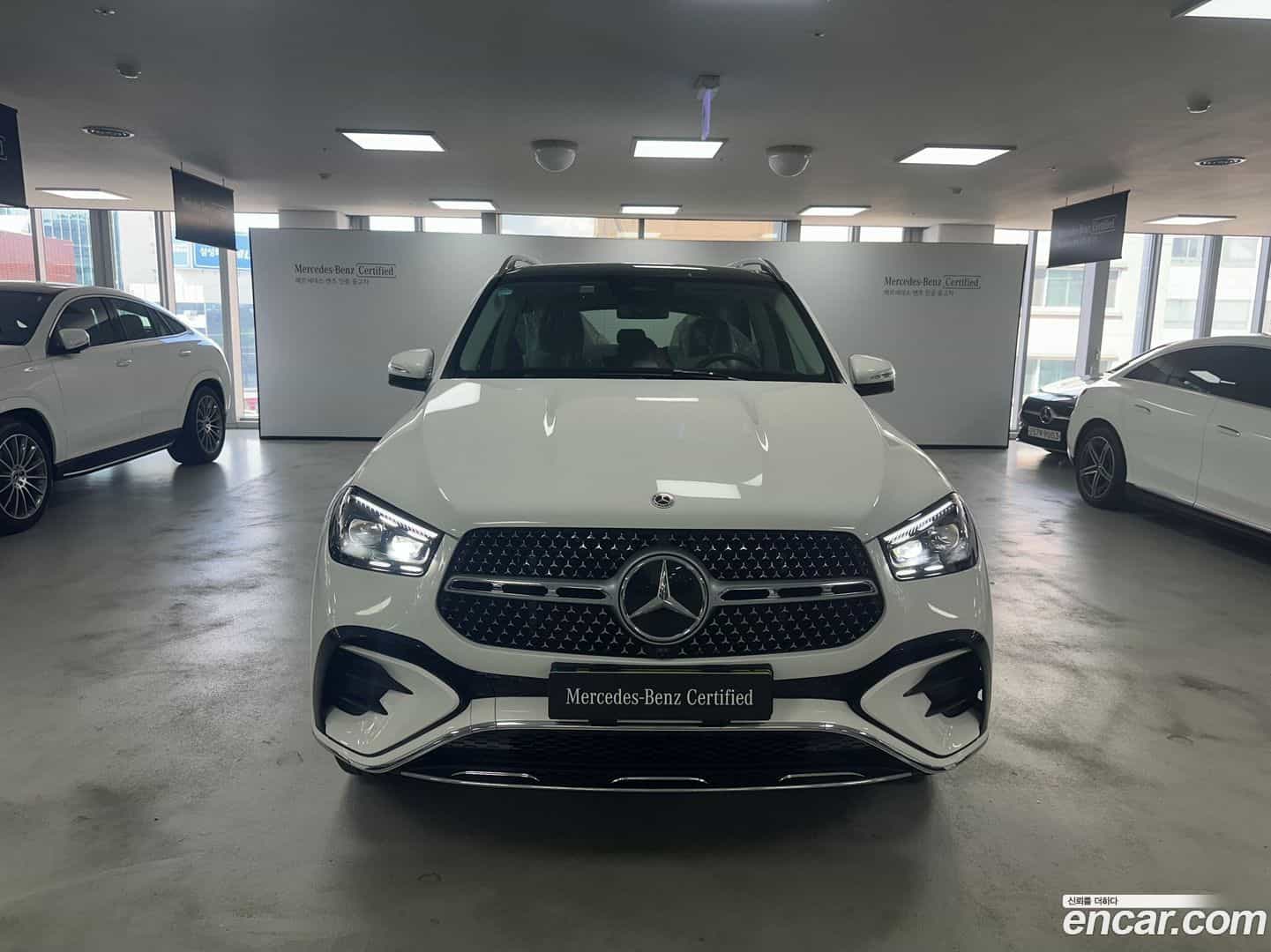 GLE-Class Mercedes-Benz 2025.4-OUTER-003