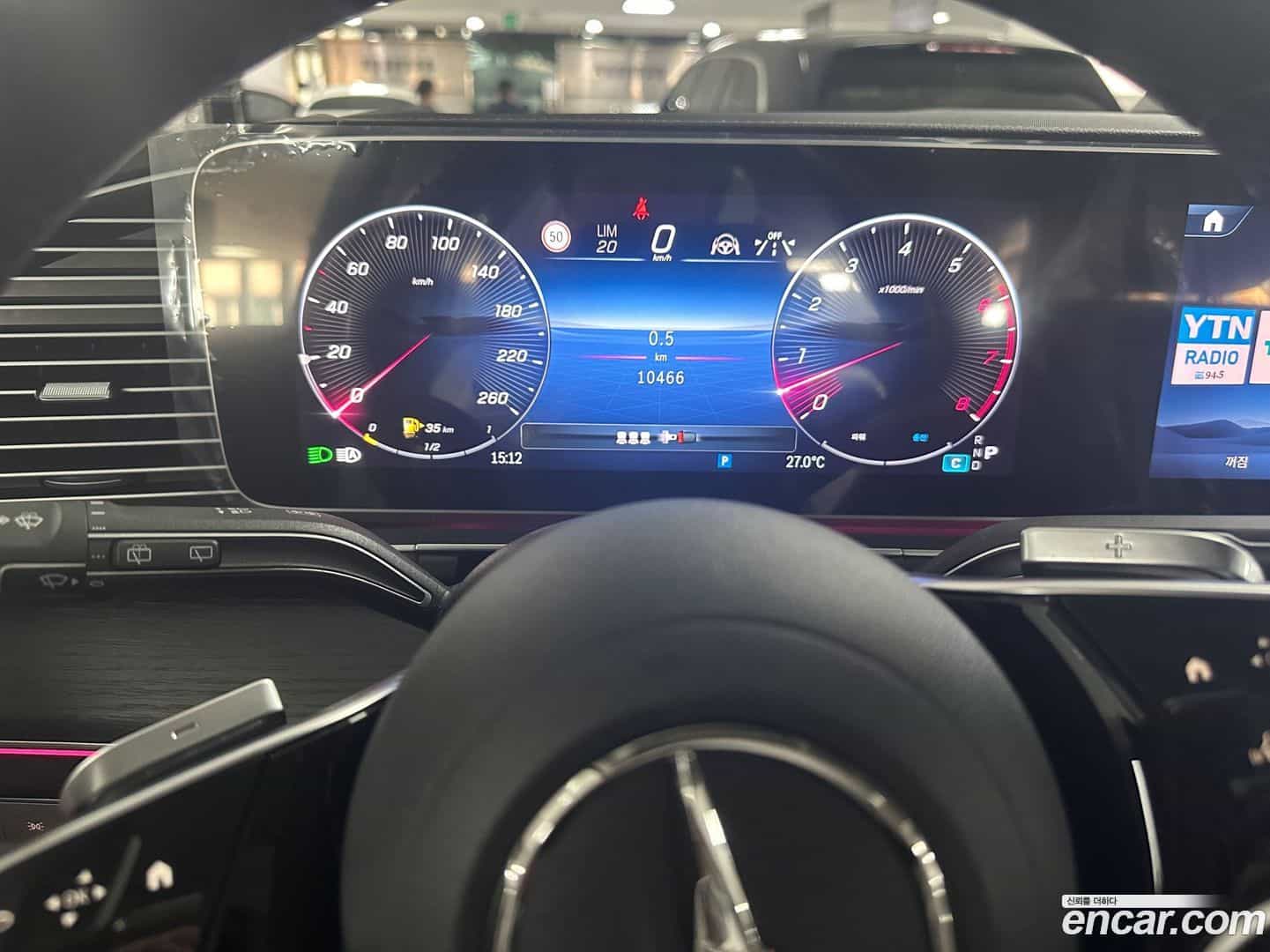 GLE-Class Mercedes-Benz 2025.4-INNER-008