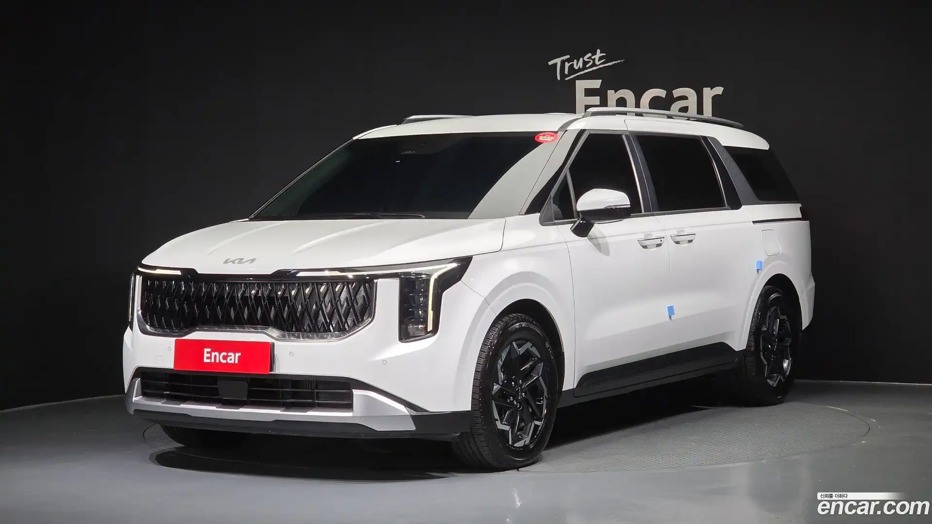 Canival Kia 2024.11-OUTER-001