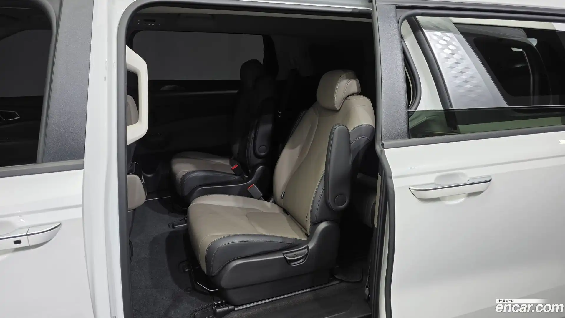Canival Kia 2024.11-INNER-036