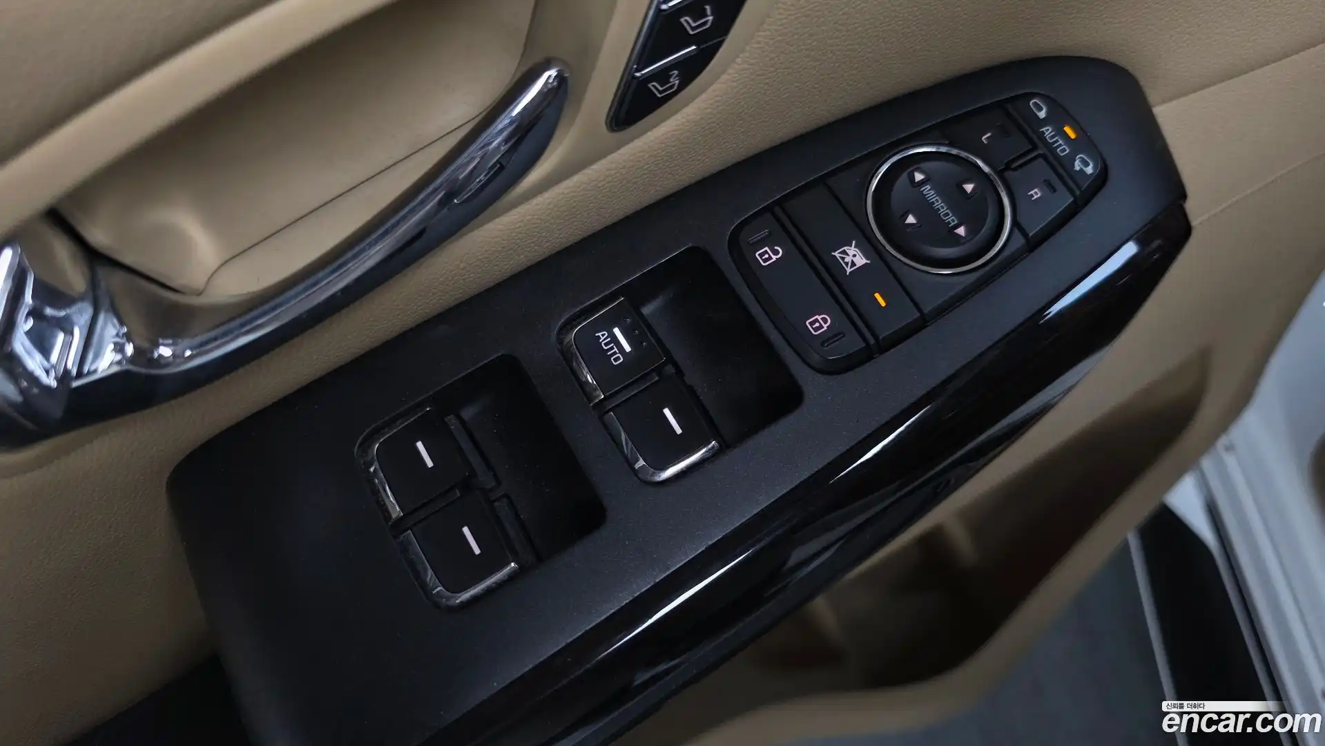 Canival Kia 2019.2-OPTION-050