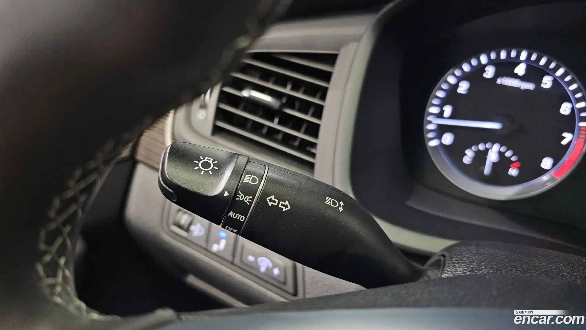 Sonata Hyundai 2018.0-OPTION-040