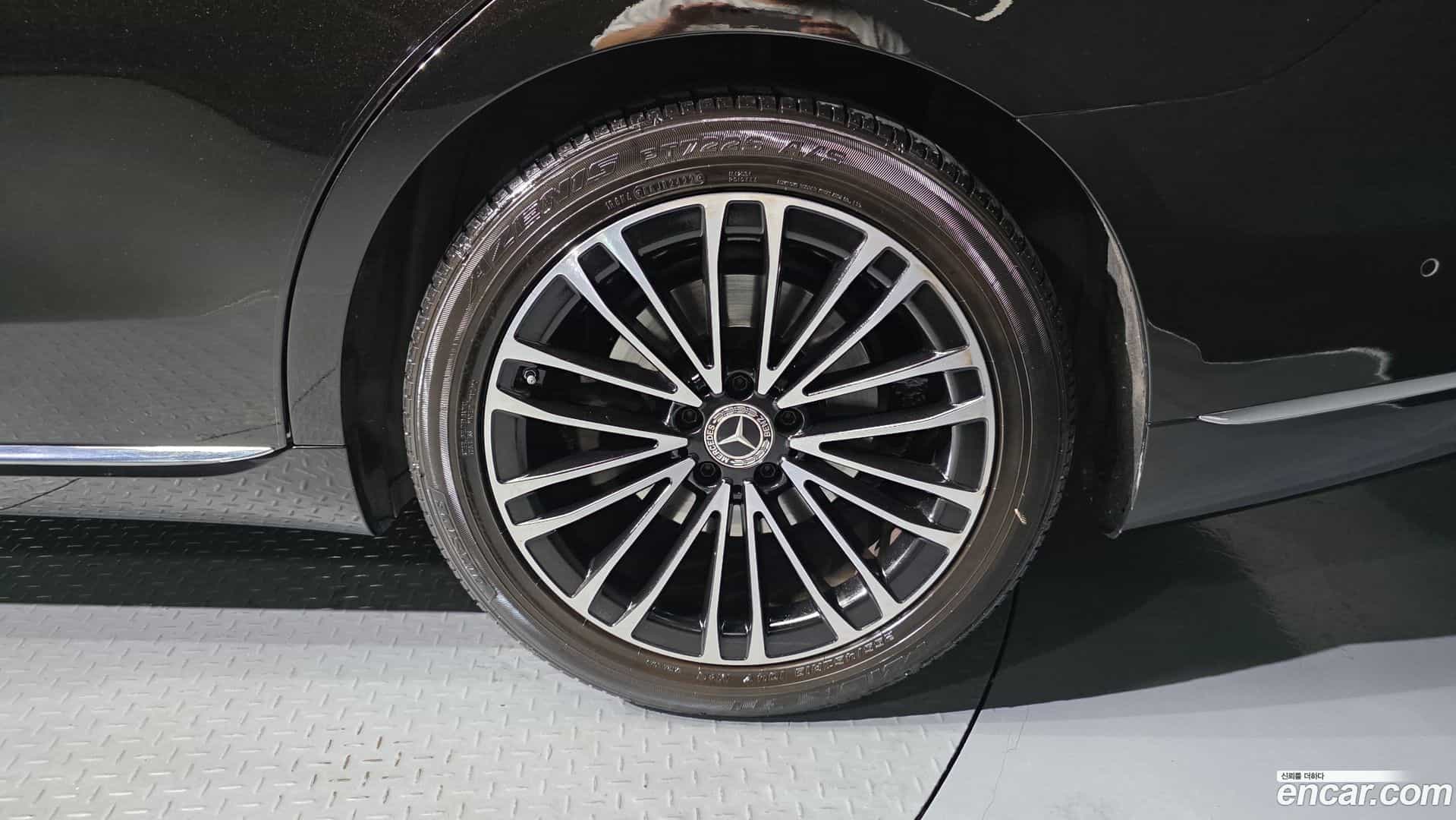 S-Class Mercedes-Benz 2021.6-OUTER-031