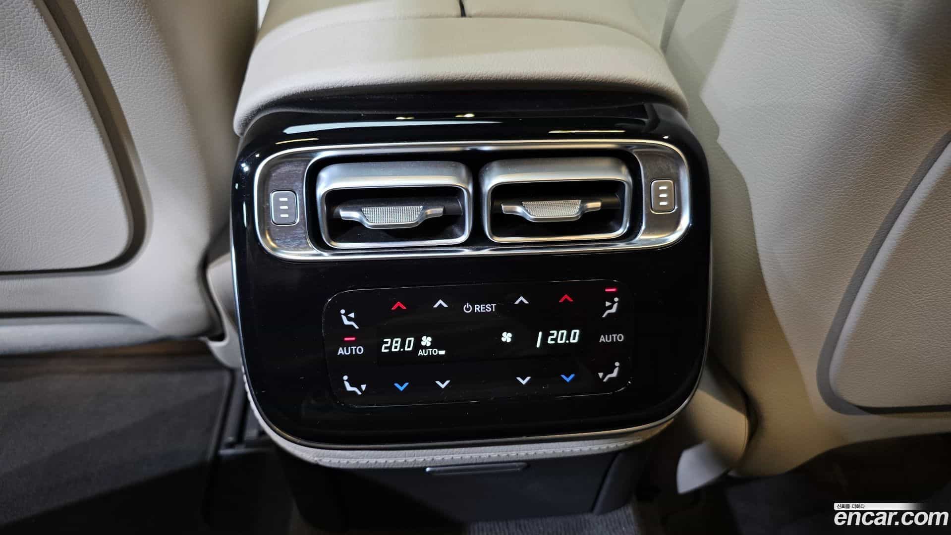 S-Class Mercedes-Benz 2021.6-OPTION-044