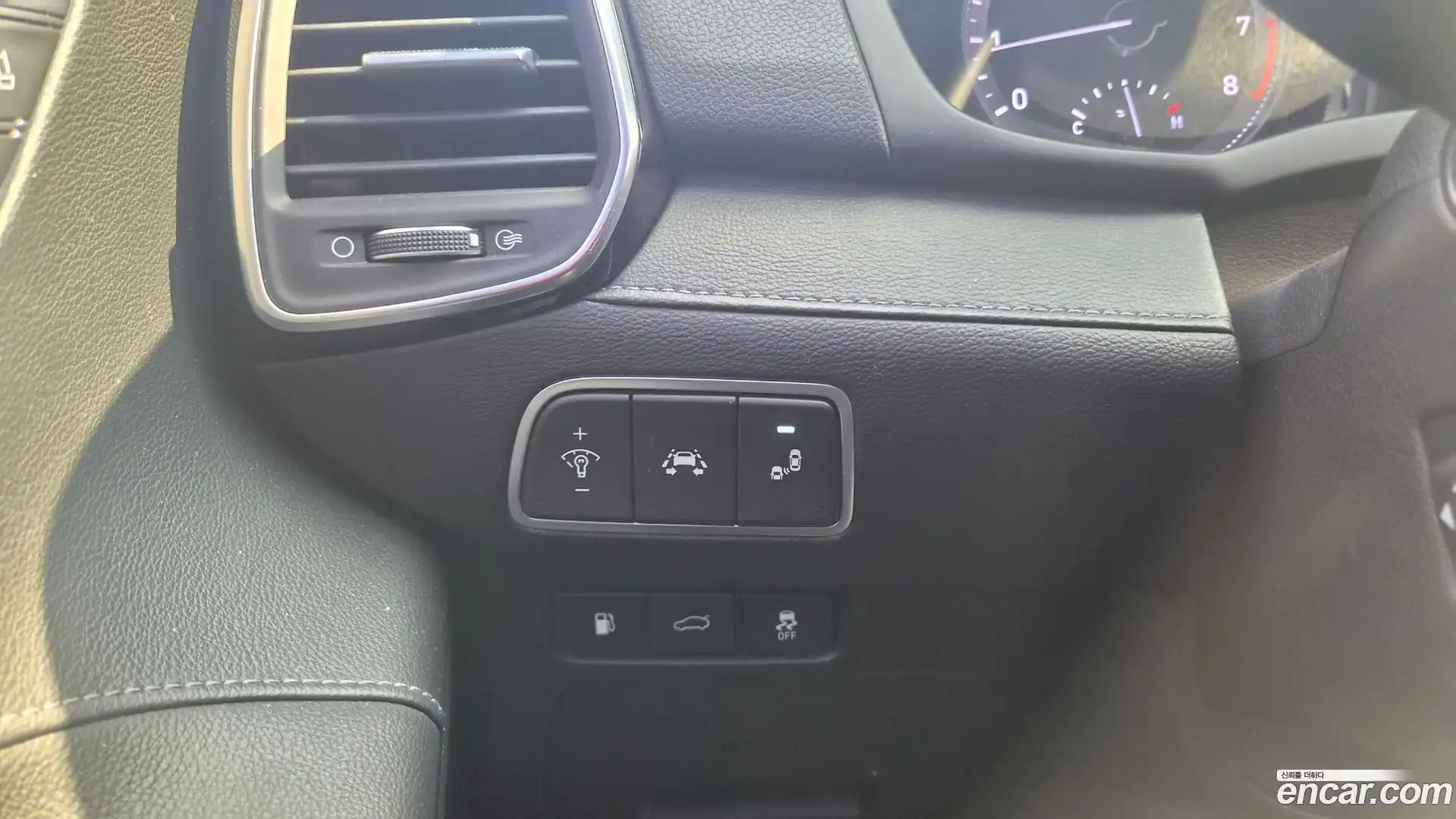 Grandeur Hyundai 2017.0-OPTION-016
