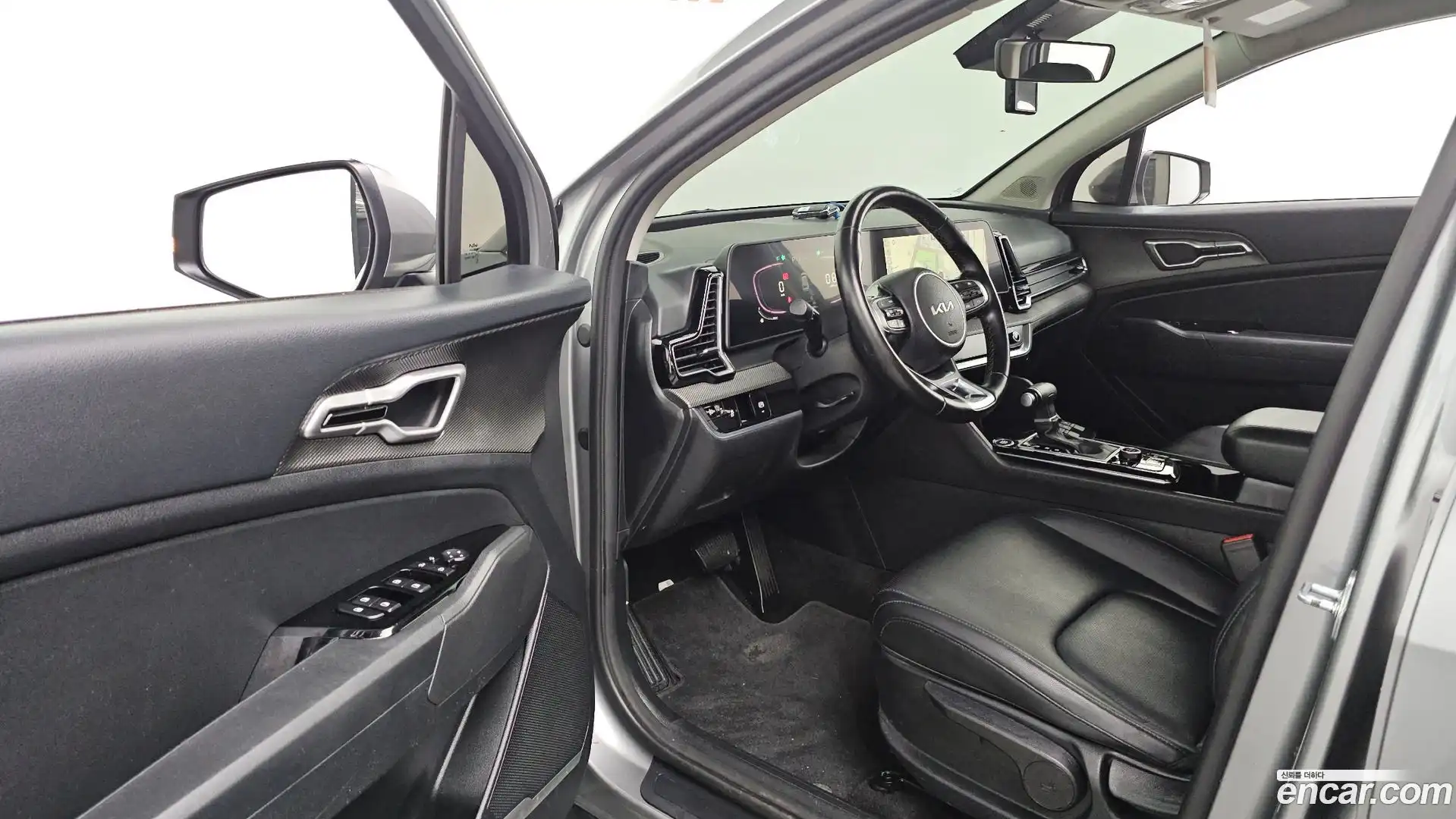Sportage Kia 2023.1-INNER-010