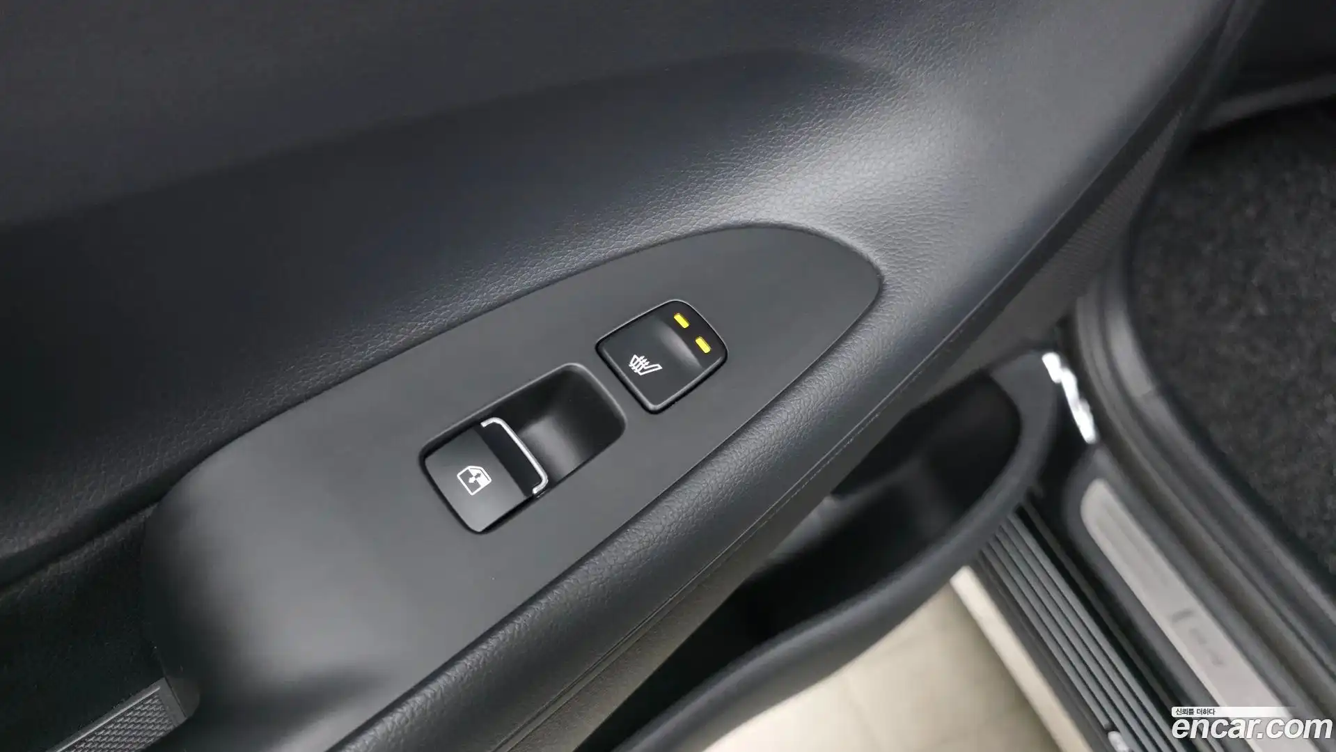 Grandeur Hyundai 2022.5-OPTION-024