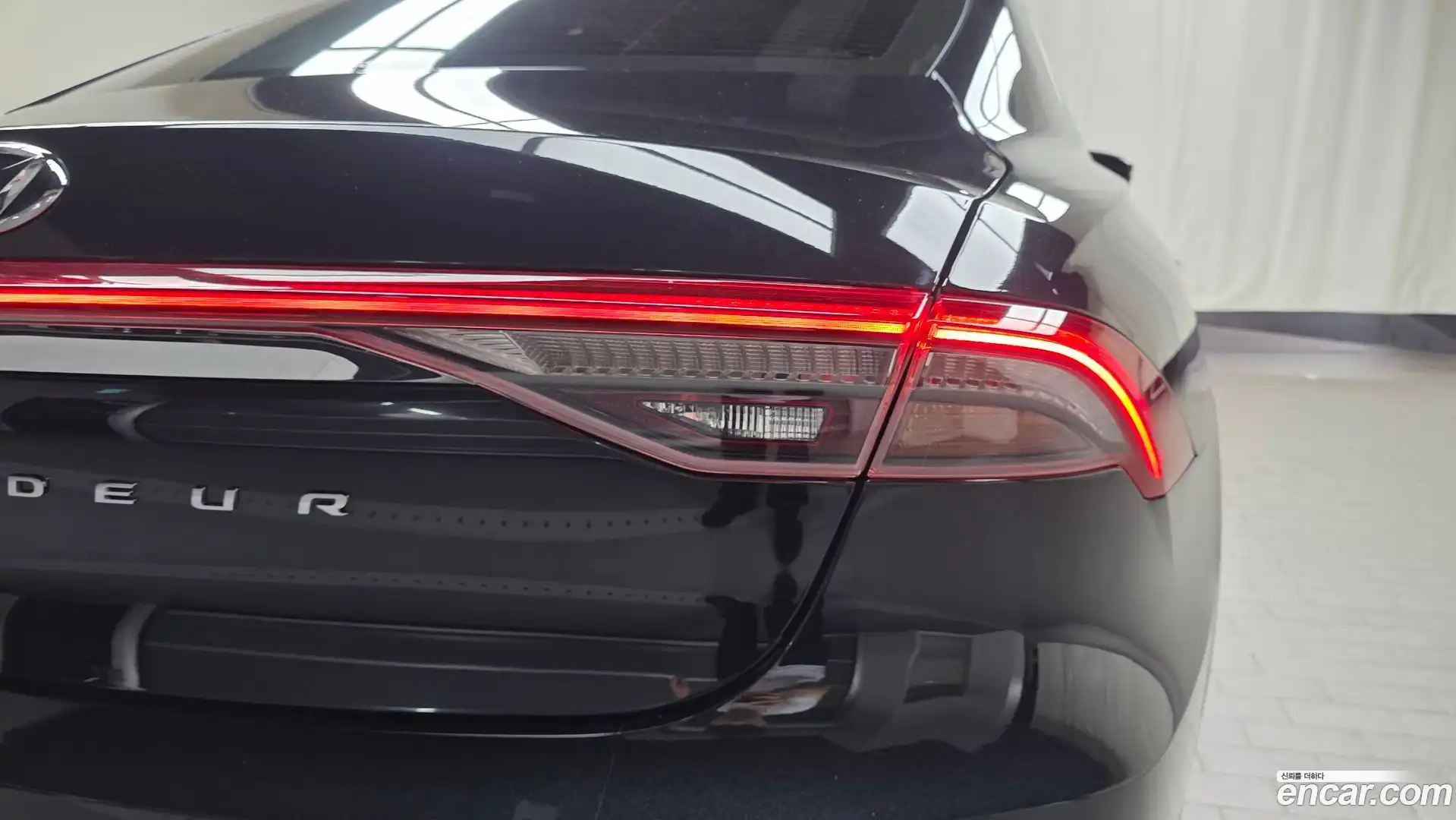 Grandeur Hyundai 2022.5-OUTER-033