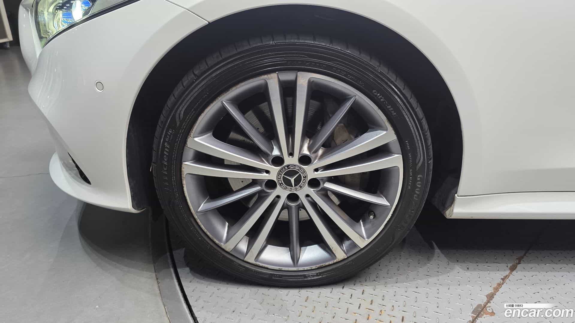 CLS-Class Mercedes-Benz 2019.5-OUTER-005
