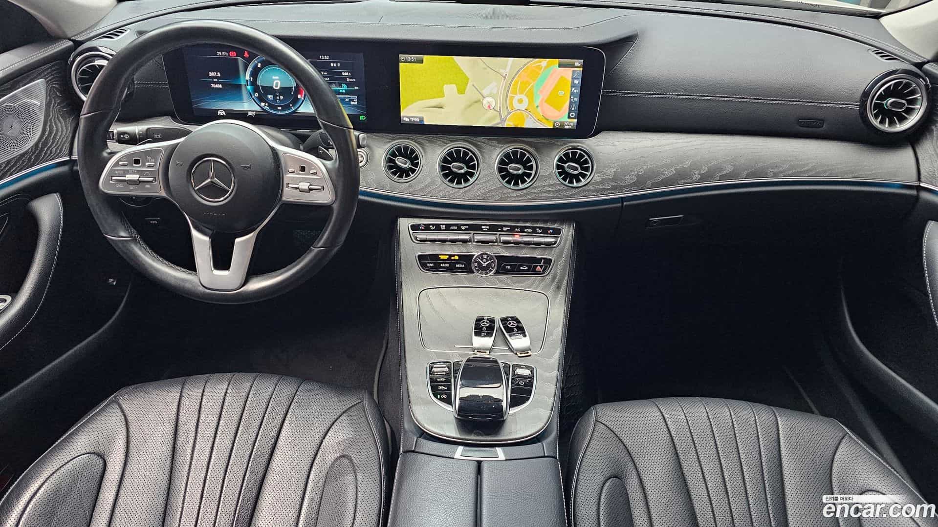 CLS-Class Mercedes-Benz 2019.5-INNER-007