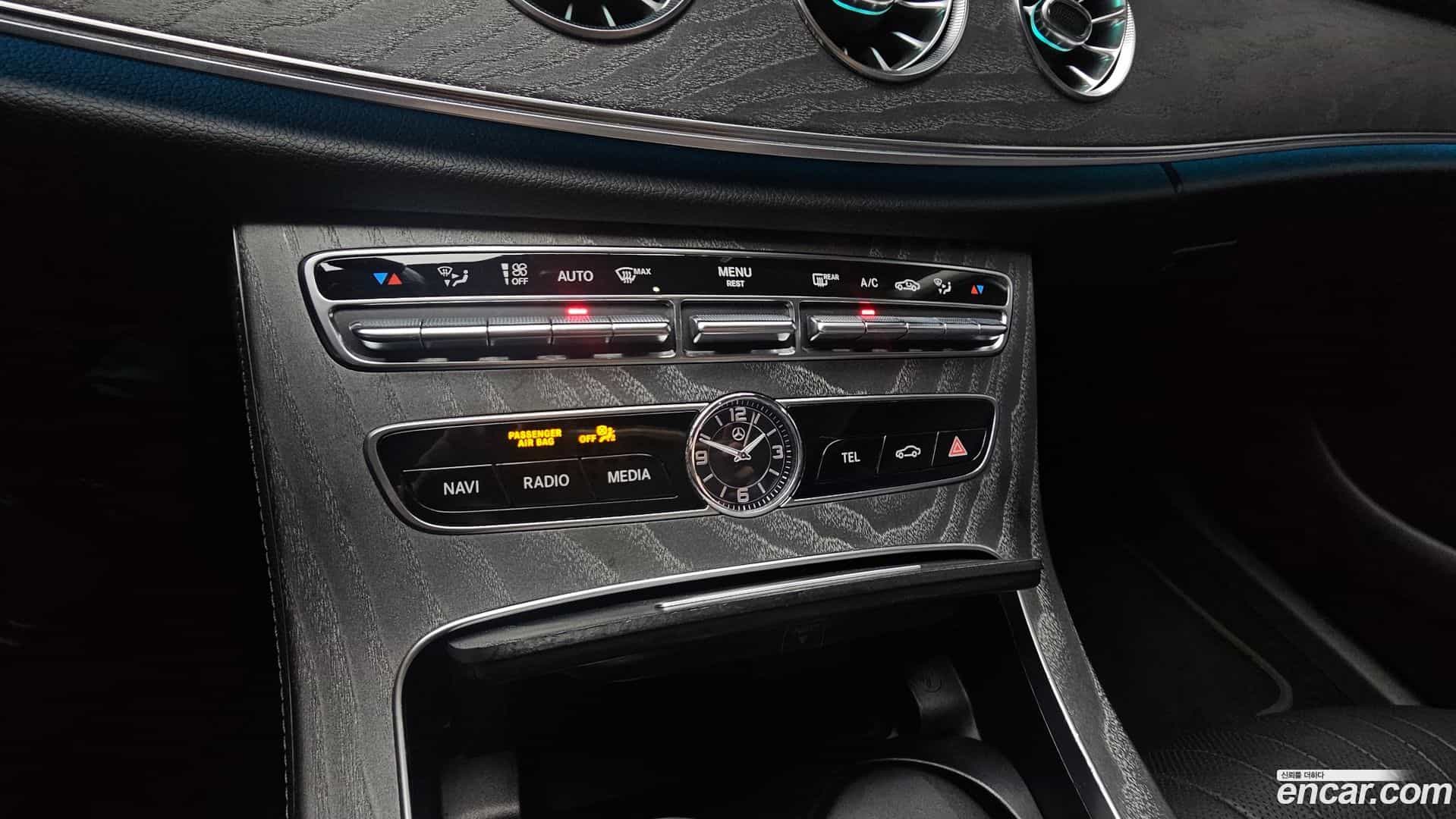 CLS-Class Mercedes-Benz 2019.5-OPTION-022