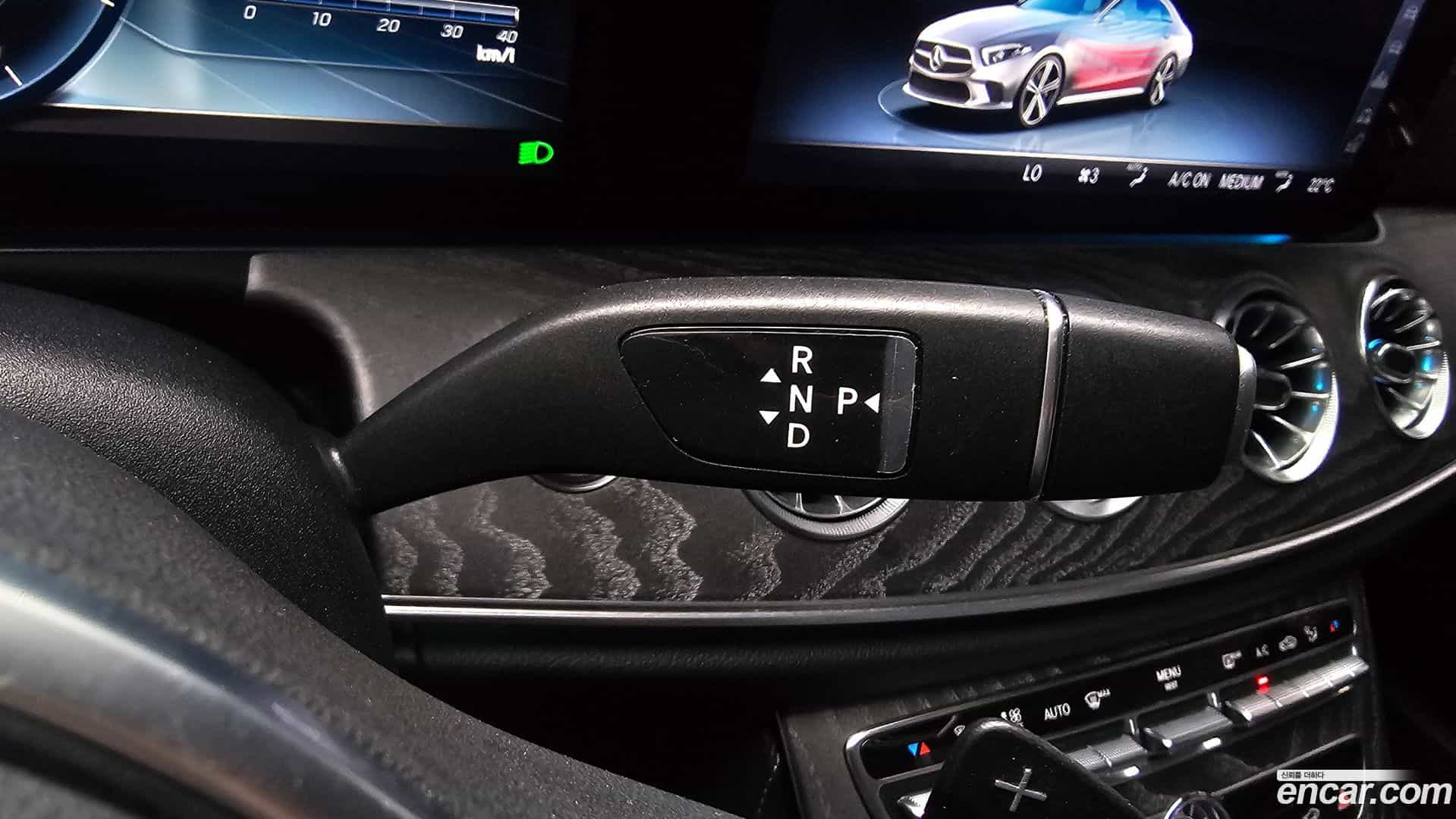 CLS-Class Mercedes-Benz 2019.5-OPTION-023