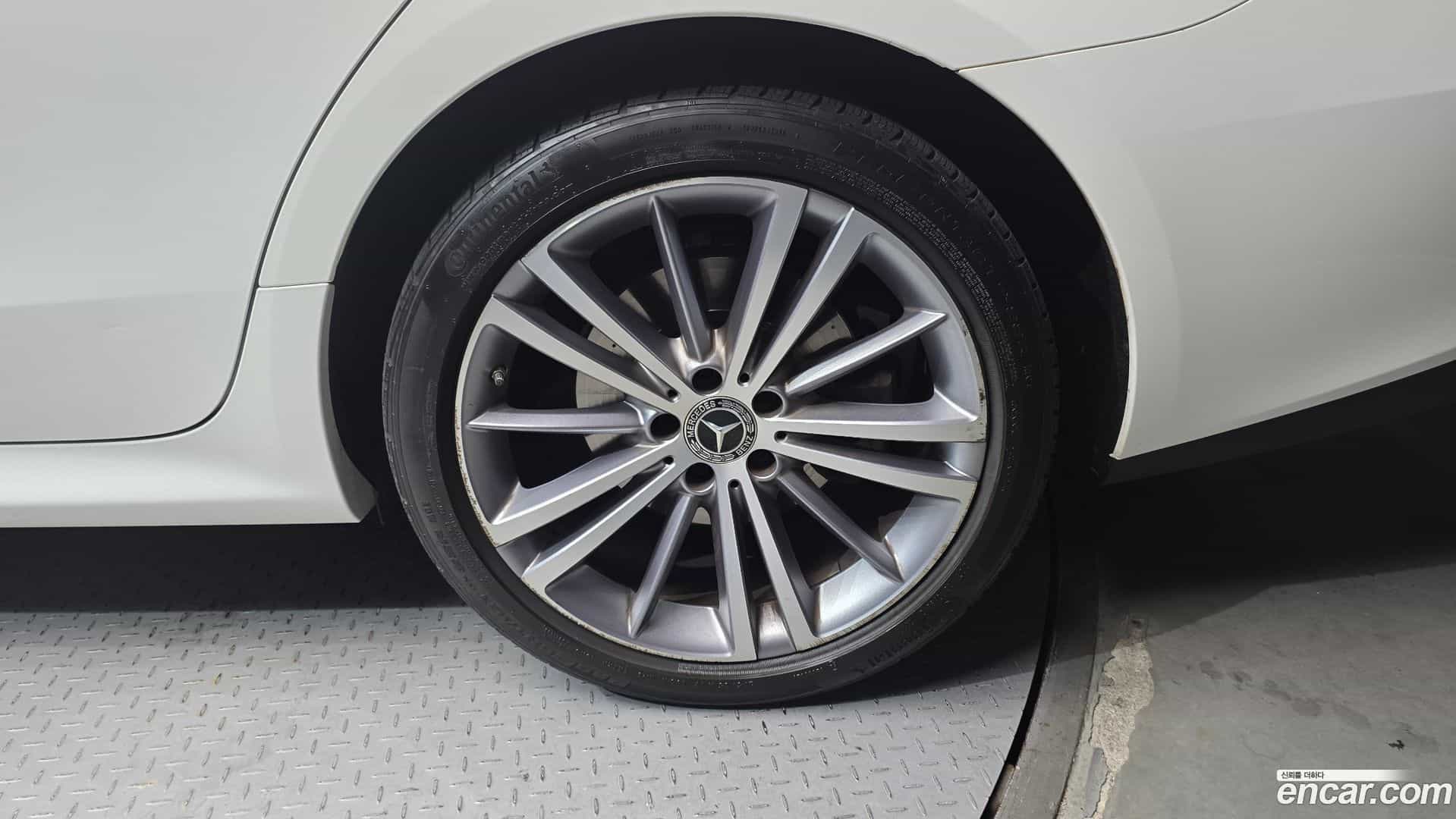 CLS-Class Mercedes-Benz 2019.5-OUTER-031