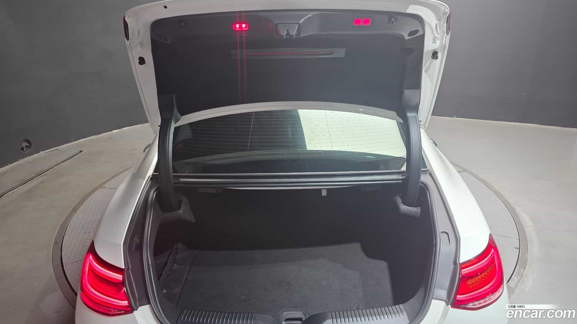 CLS-Class Mercedes-Benz 2019.5-OPTION-046