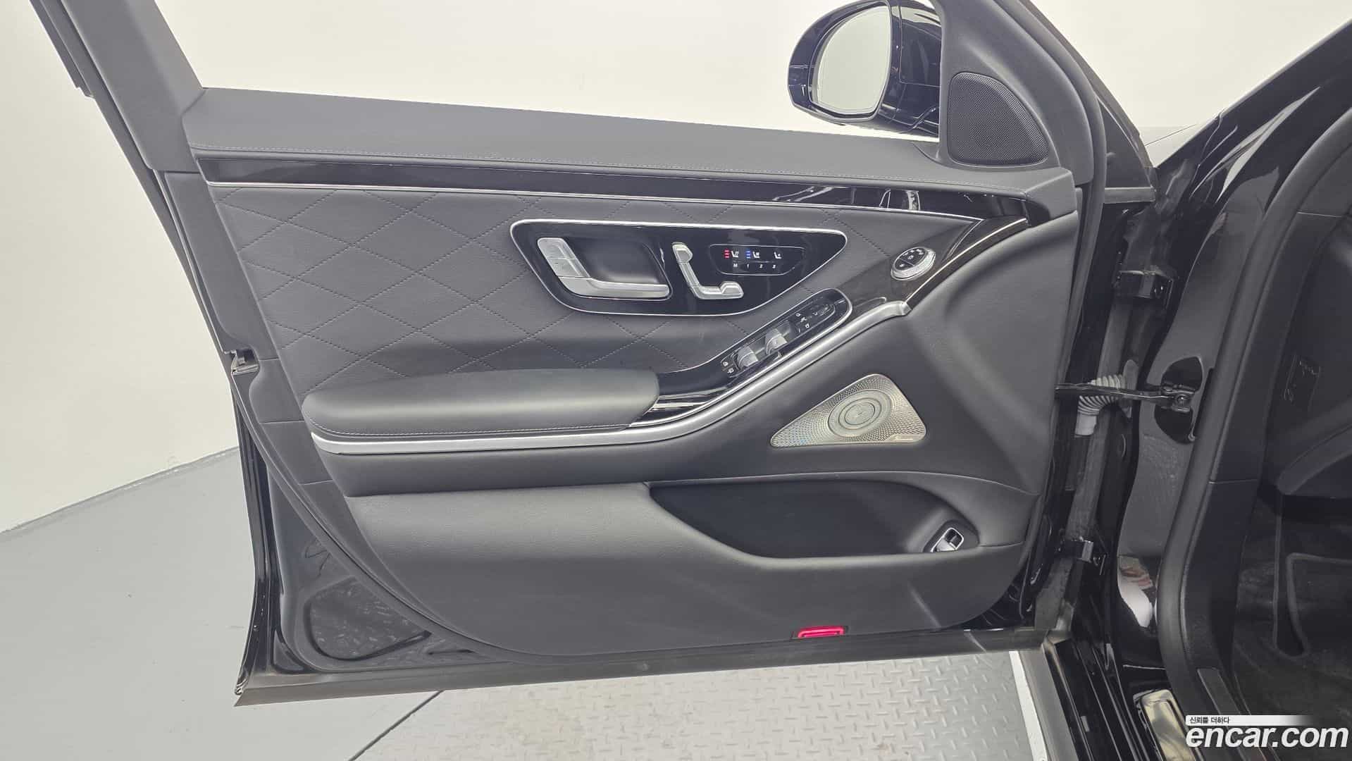 S-Class Mercedes-Benz 2021.5-INNER-034