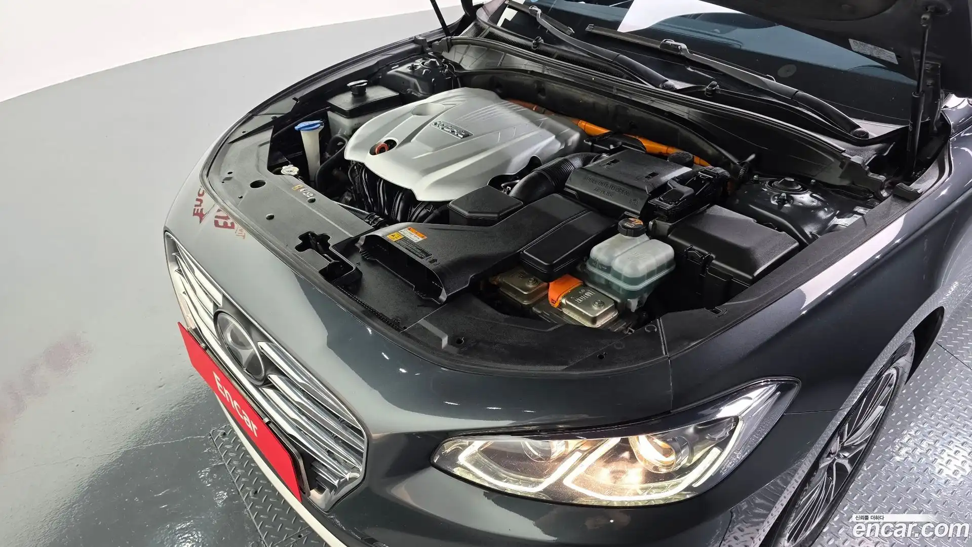 Grandeur Hyundai 2019.0-OUTER-006