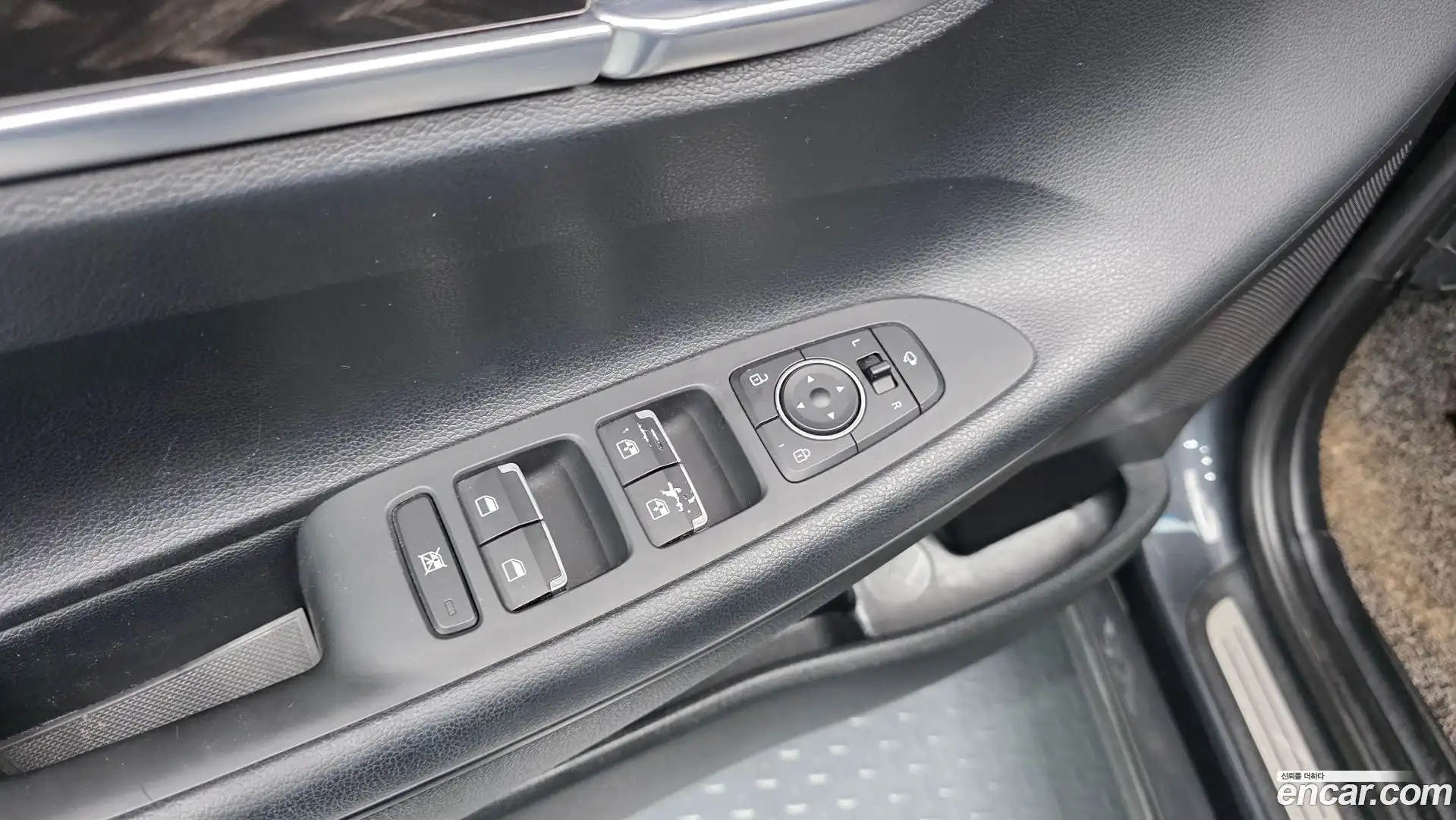 Grandeur Hyundai 2019.0-OPTION-023