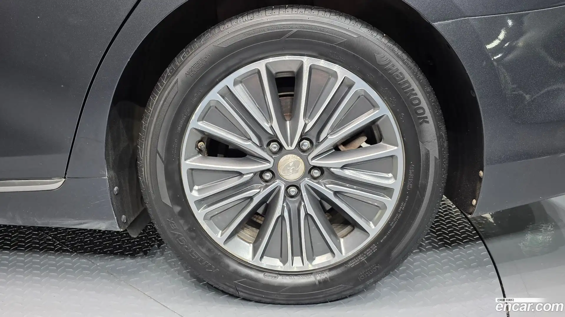 Grandeur Hyundai 2019.0-OUTER-031