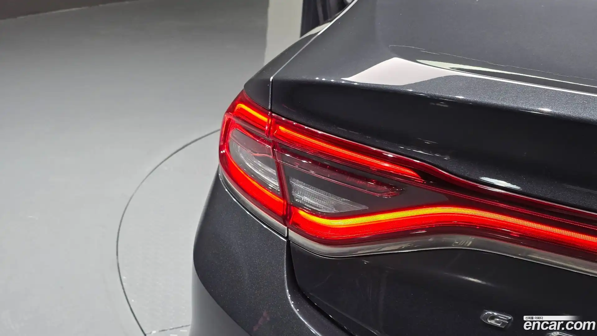Grandeur Hyundai 2019.0-OUTER-033