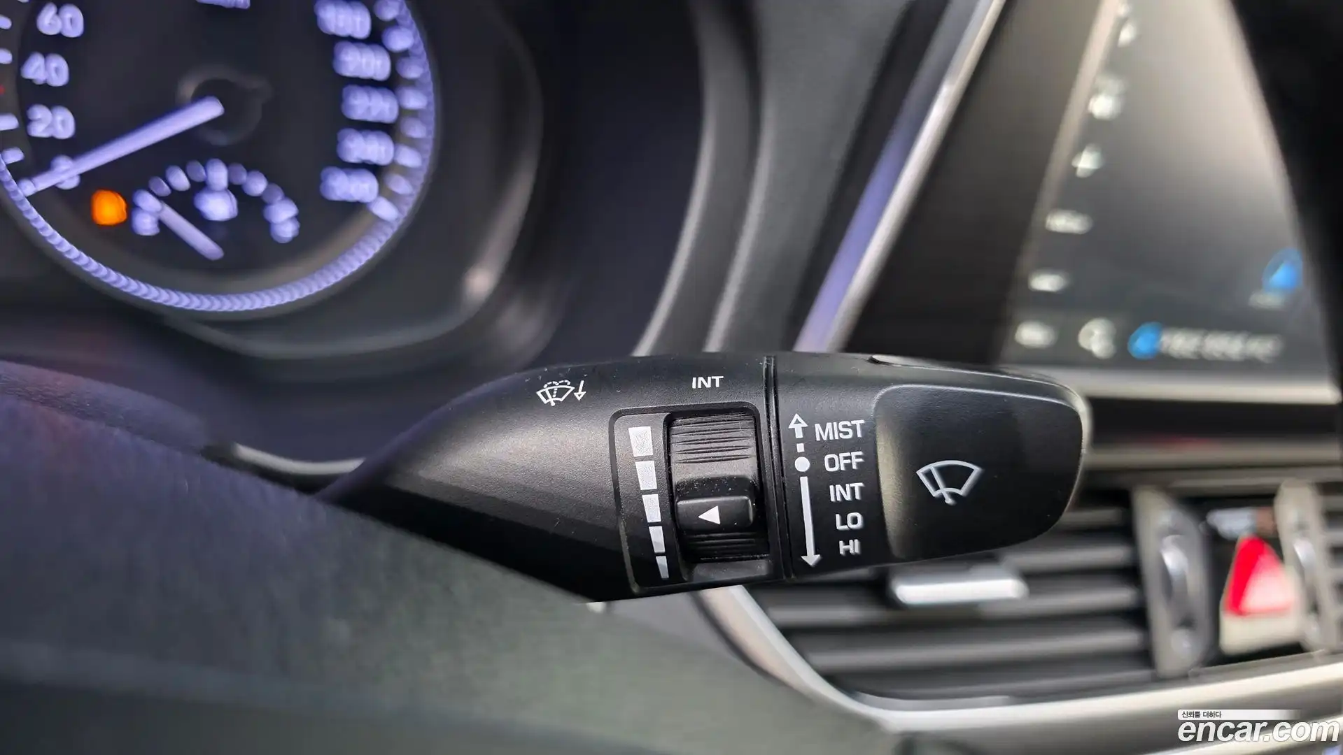 Grandeur Hyundai 2019.0-OPTION-040