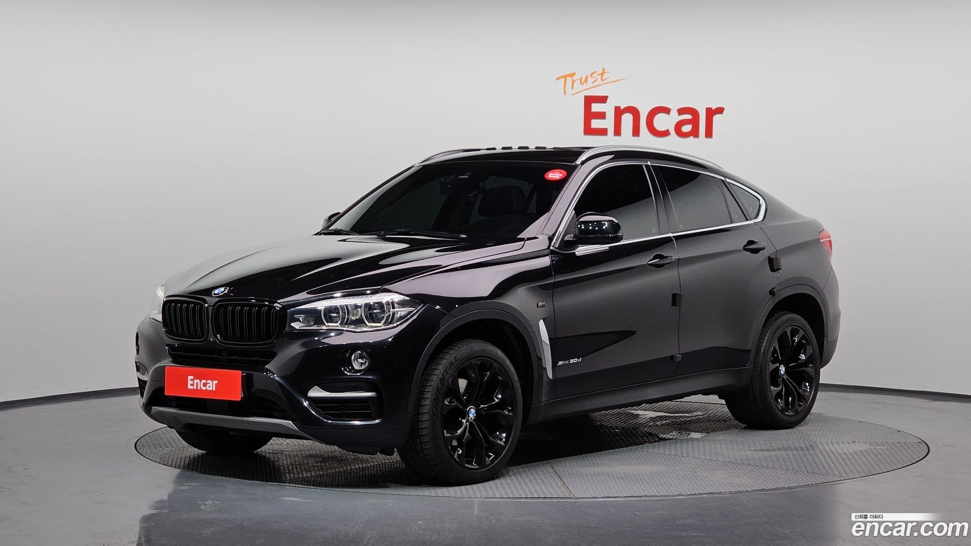 Main__Slider__Photo:X6 BMW 2019.3-0