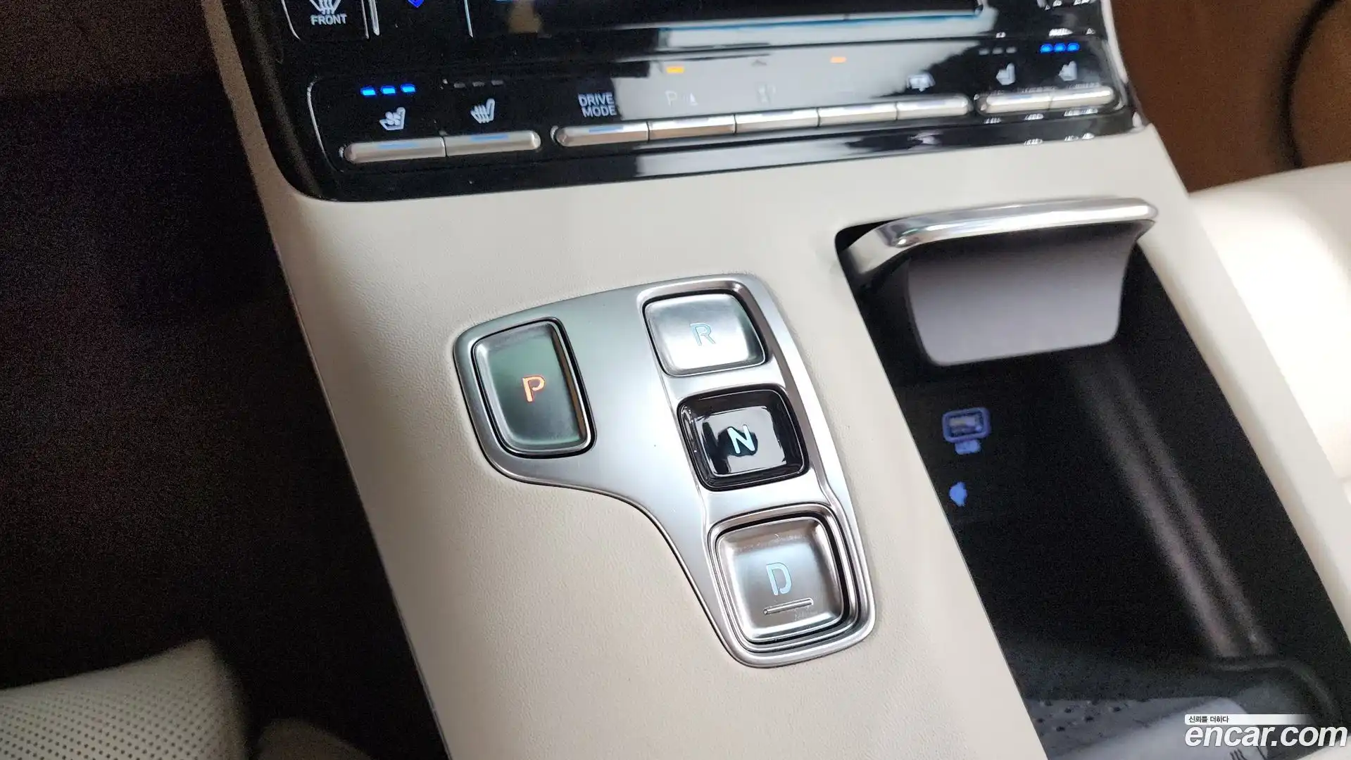 Grandeur Hyundai 2022.0-INNER-009