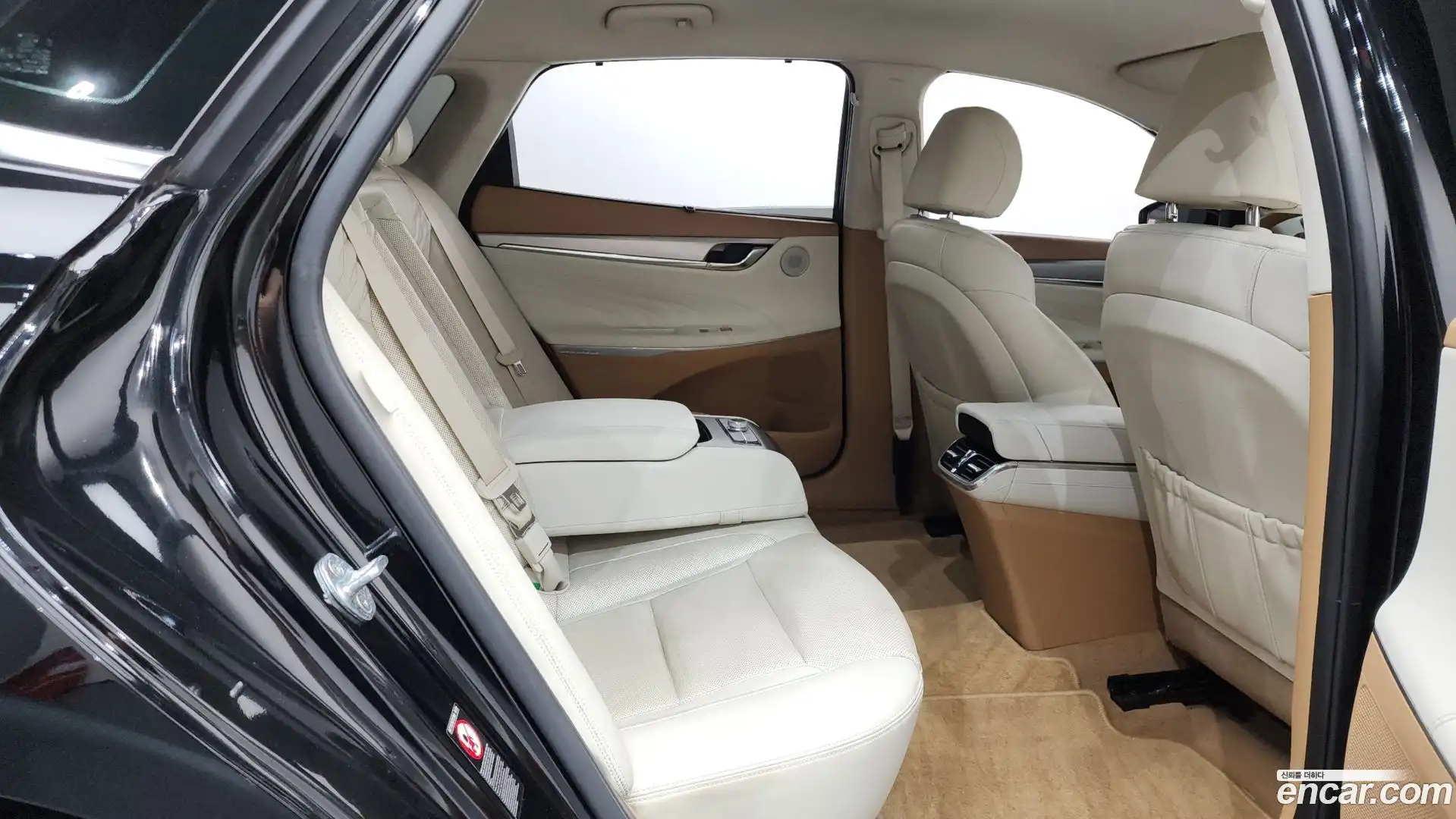 Grandeur Hyundai 2022.0-OPTION-015