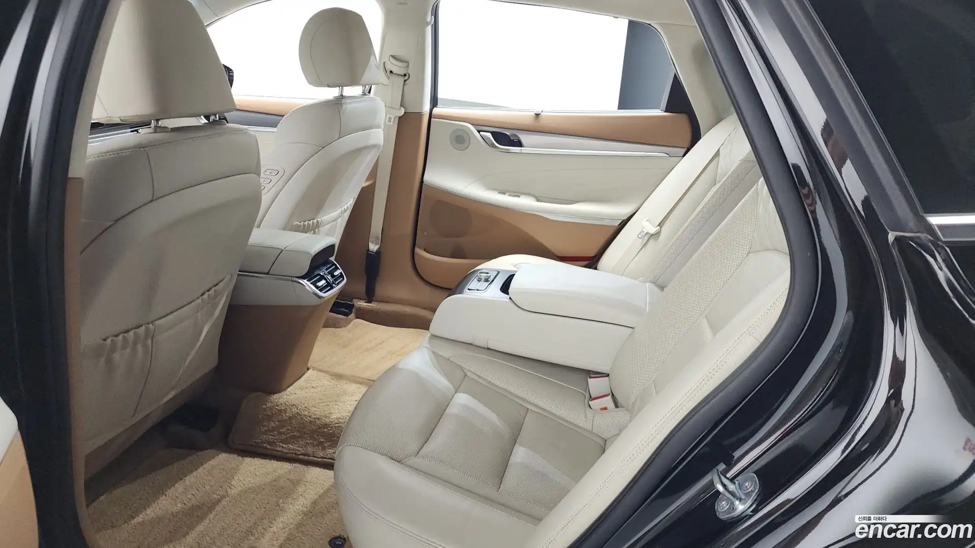 Grandeur Hyundai 2022.0-OPTION-022