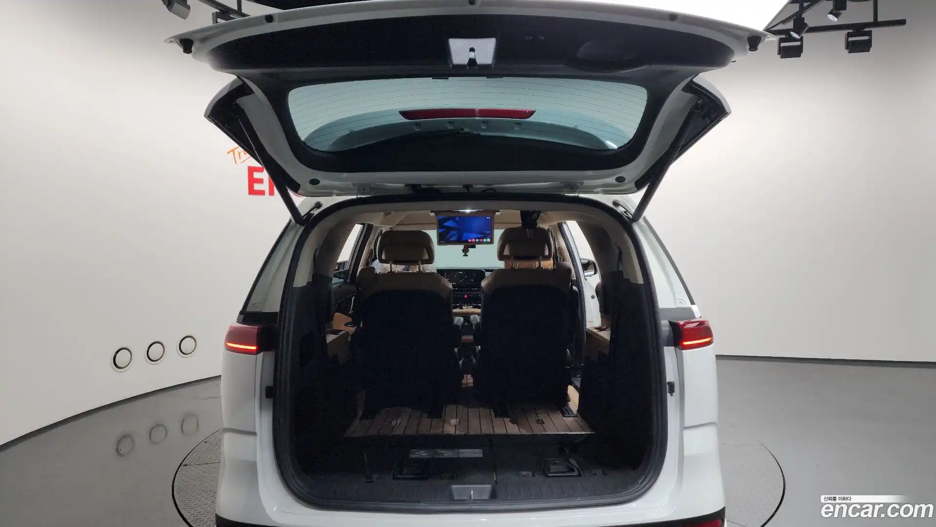 Canival Kia 2020.9-OPTION-024