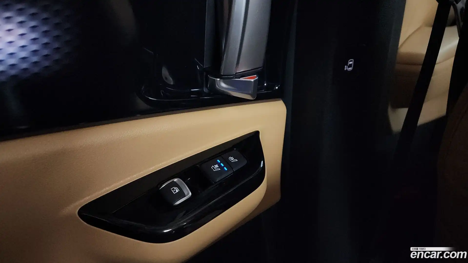 Canival Kia 2020.9-OPTION-051