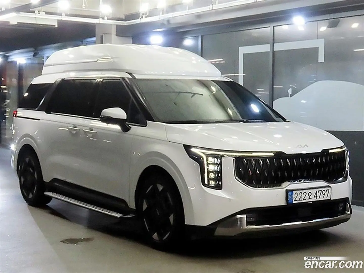 Main__Slider__Photo:Canival Kia 2024.8-0