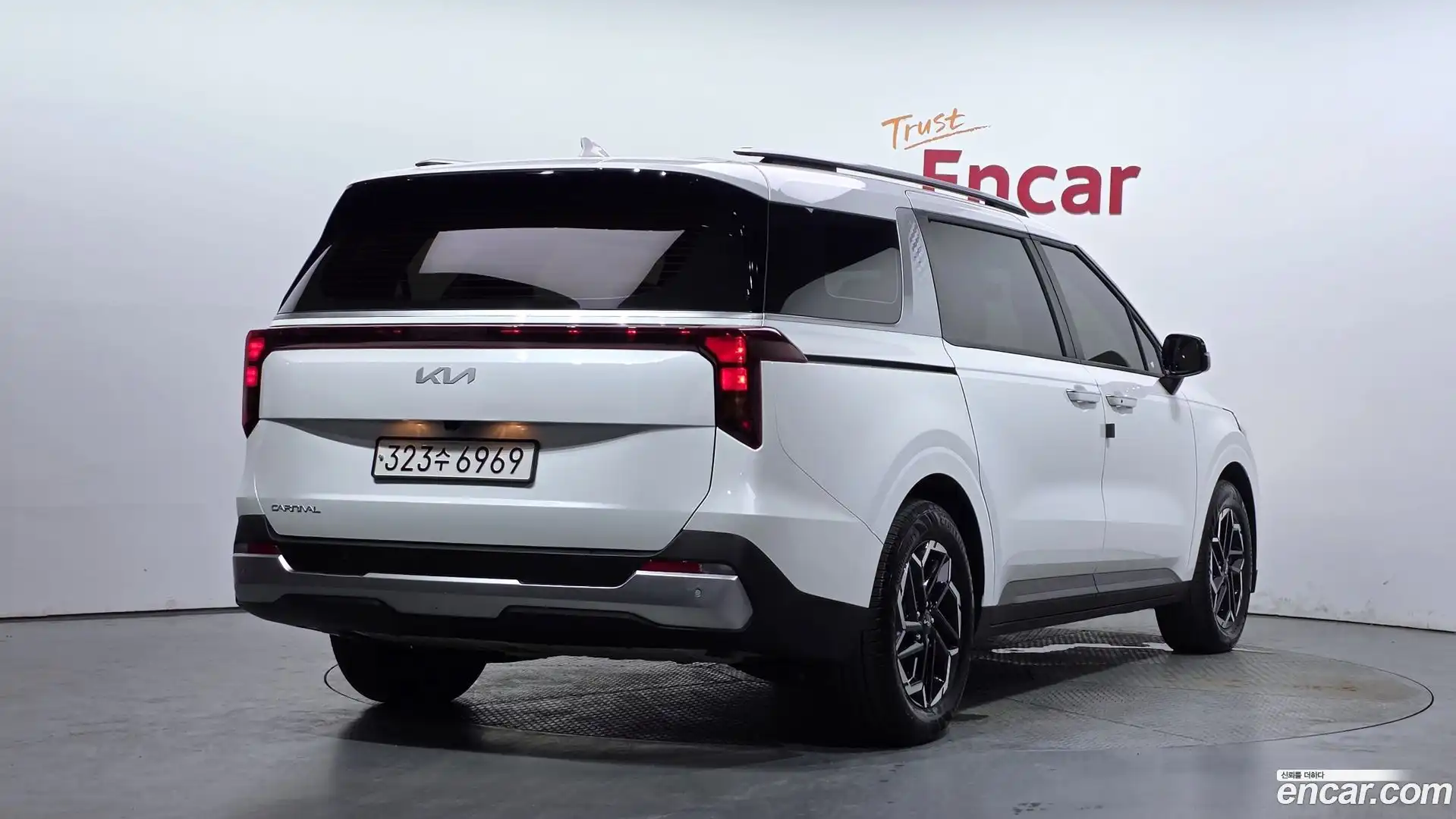 Canival Kia 2024.2-OUTER-002