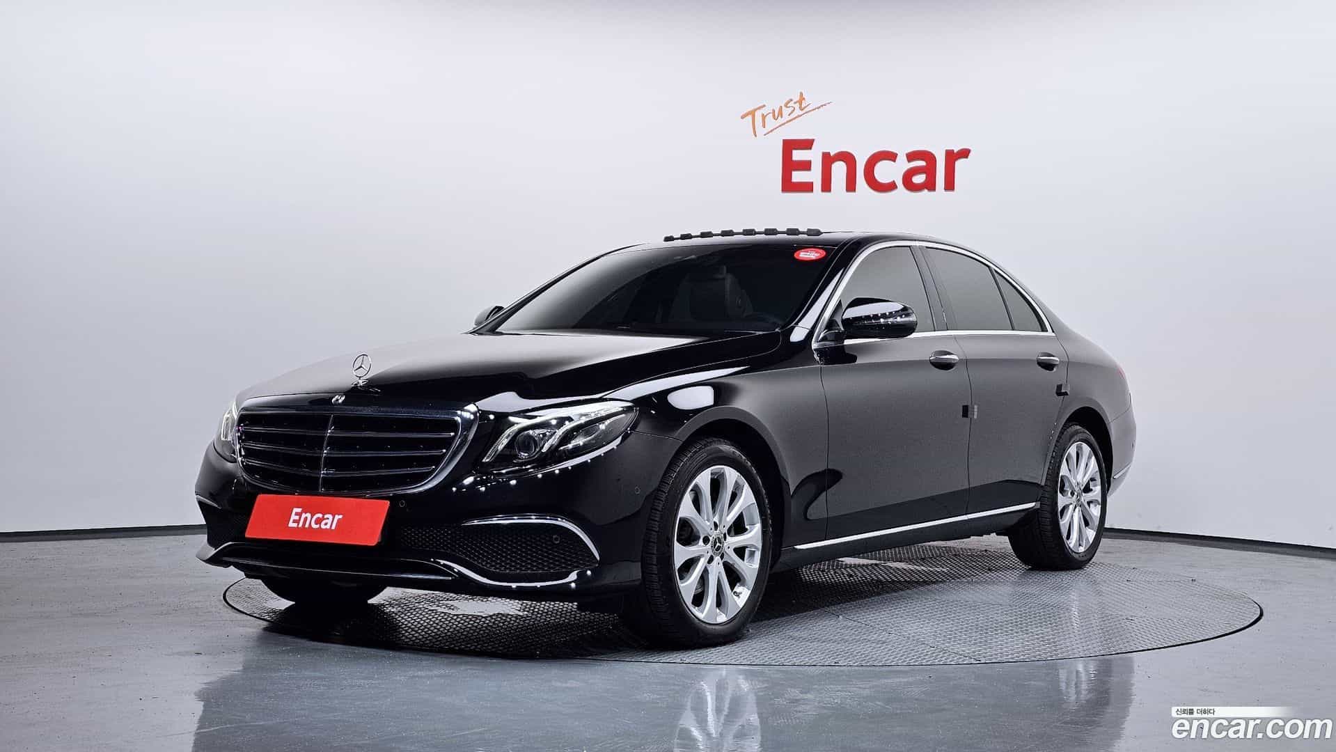 E-Class Mercedes-Benz 2019.9-OUTER-001