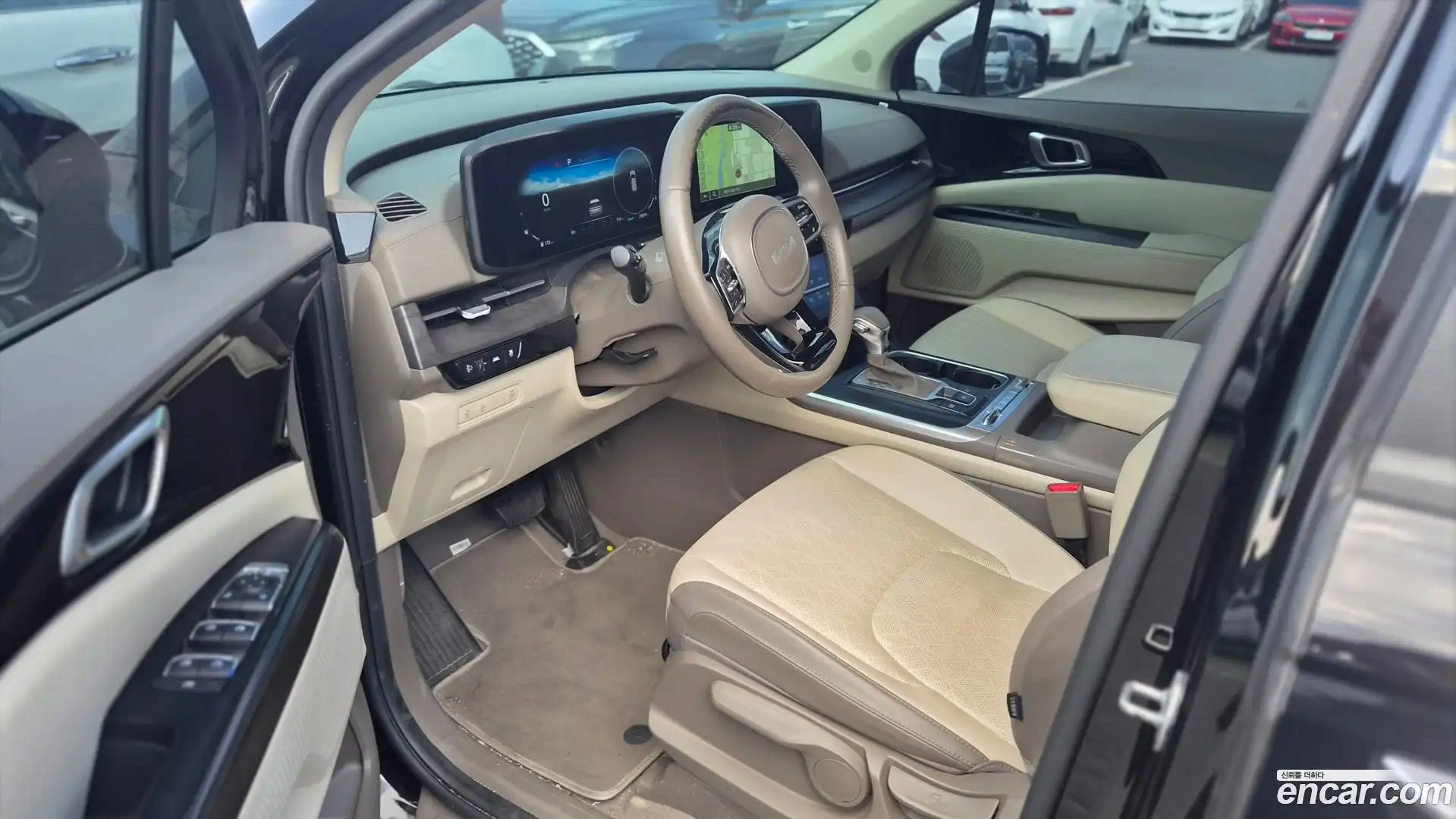Canival Kia 2023.10-OUTER-003