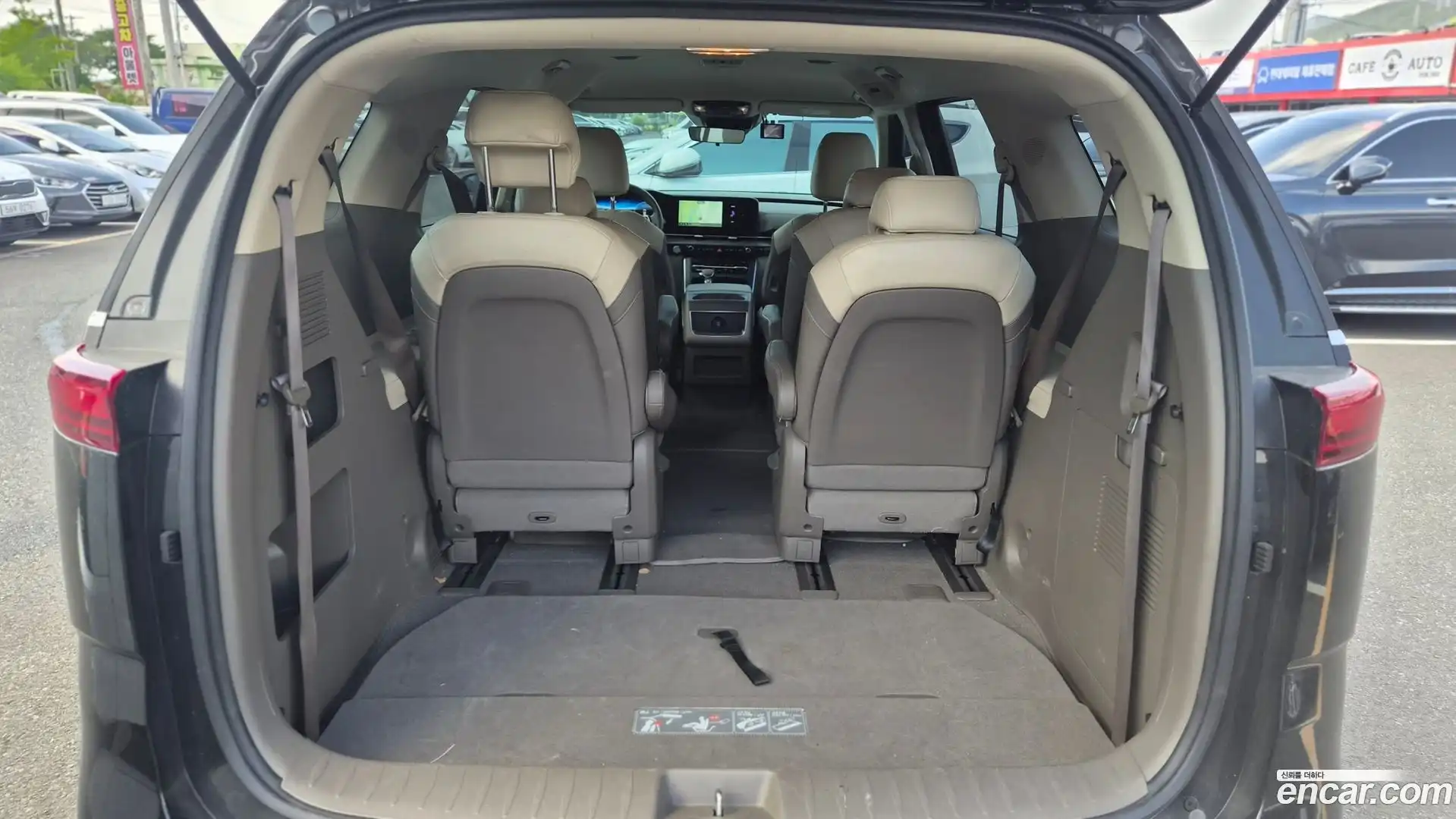 Canival Kia 2023.10-OUTER-005