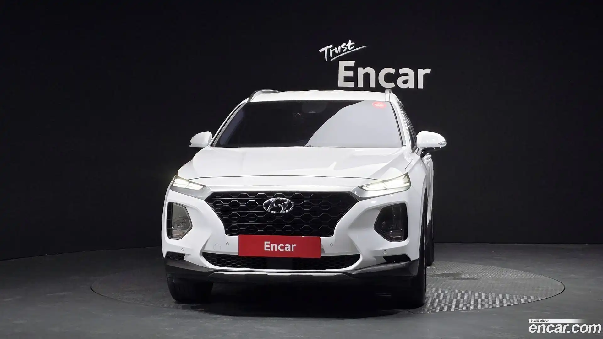 Santafe Hyundai 2018.9-OUTER-003