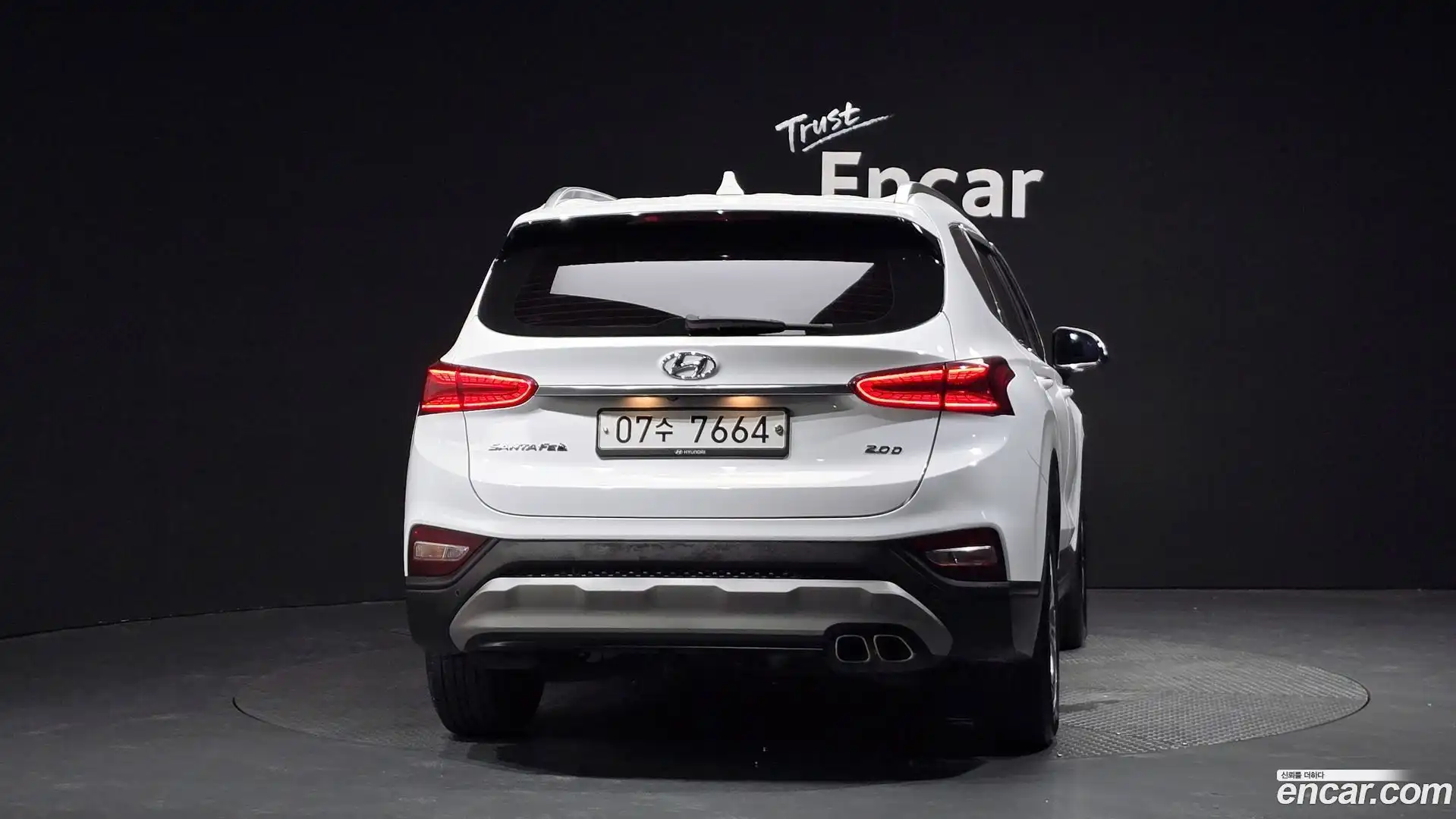 Santafe Hyundai 2018.9-OUTER-004